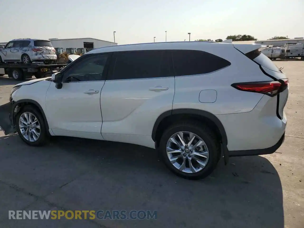 2 Photograph of a damaged car 5TDDZRBH4MS532692 TOYOTA HIGHLANDER 2021