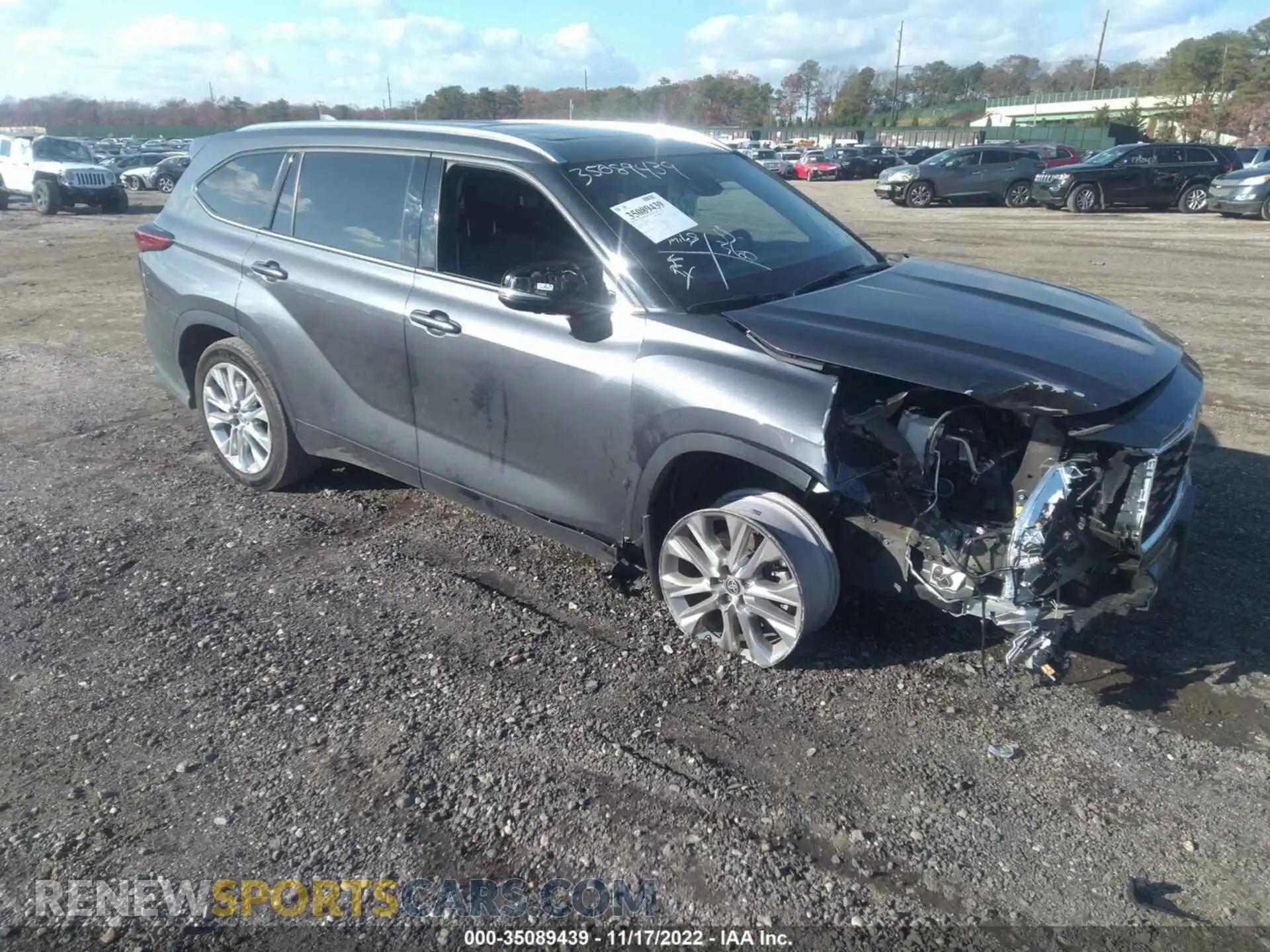 1 Photograph of a damaged car 5TDDZRBH5MS061684 TOYOTA HIGHLANDER 2021