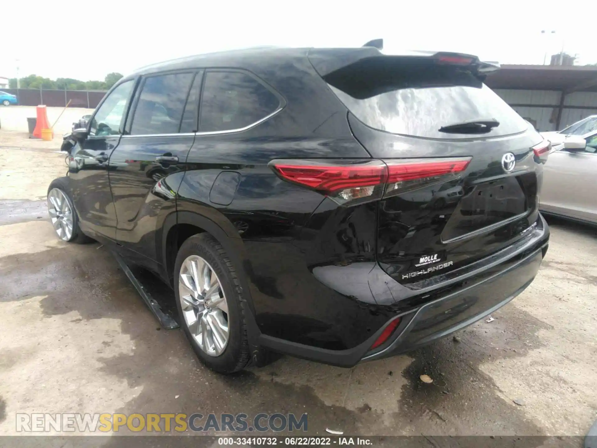 3 Photograph of a damaged car 5TDDZRBH5MS083216 TOYOTA HIGHLANDER 2021