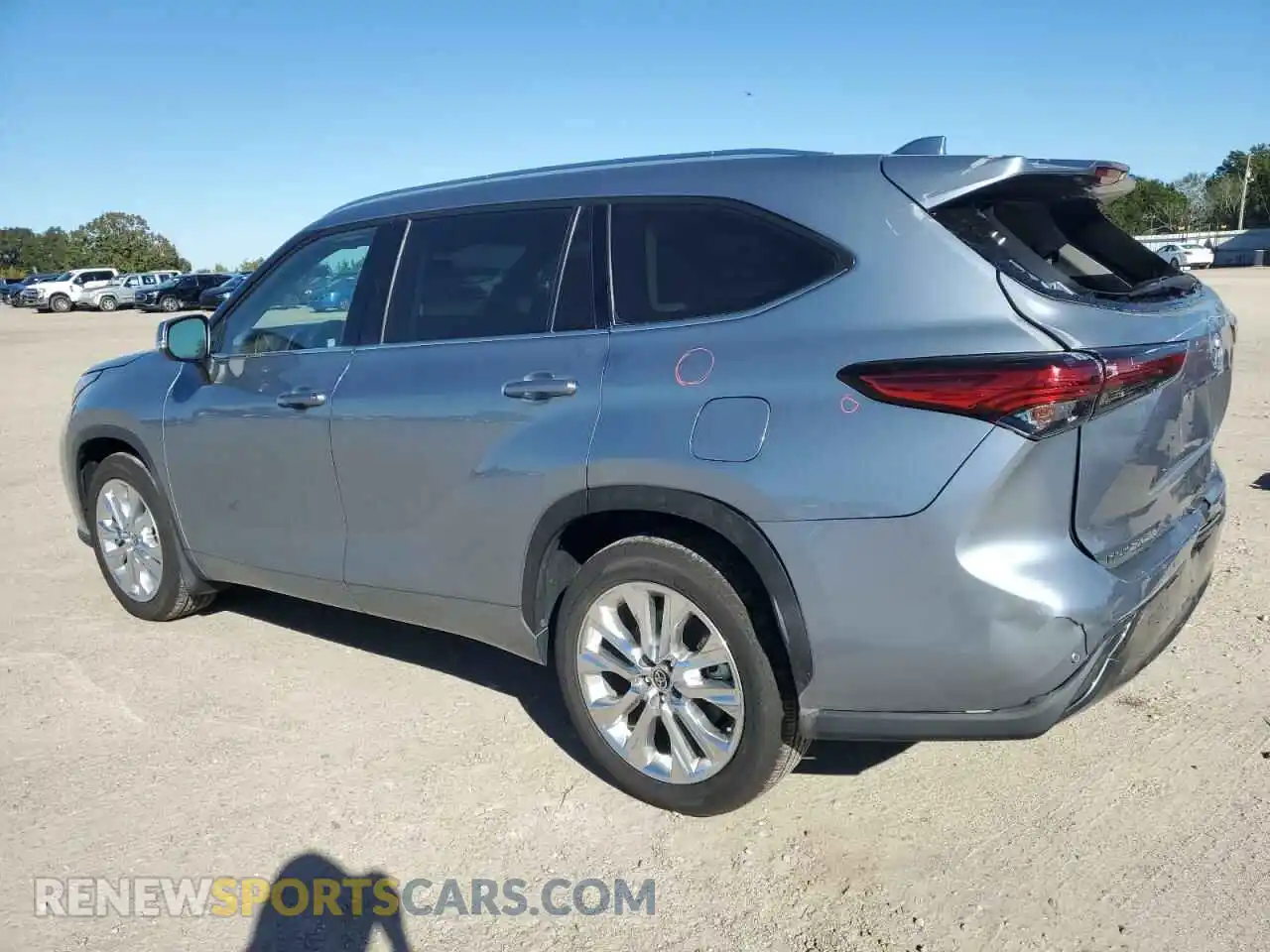 2 fotografías del automóvil dañado 5TDDZRBH9MS111826 TOYOTA HIGHLANDER 2021