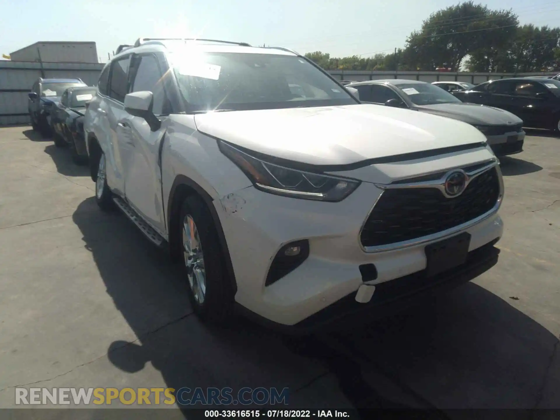 1 Photograph of a damaged car 5TDDZRBH9MS121241 TOYOTA HIGHLANDER 2021