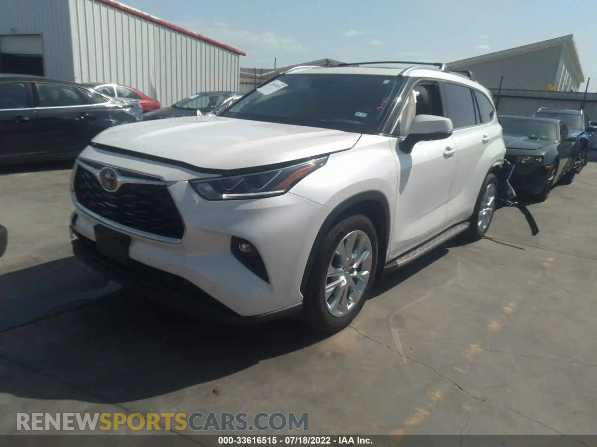 2 Photograph of a damaged car 5TDDZRBH9MS121241 TOYOTA HIGHLANDER 2021