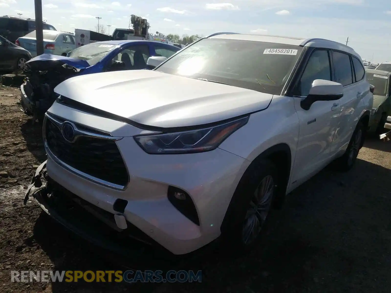 2 fotografías del automóvil dañado 5TDEBRCH2MS031422 TOYOTA HIGHLANDER 2021