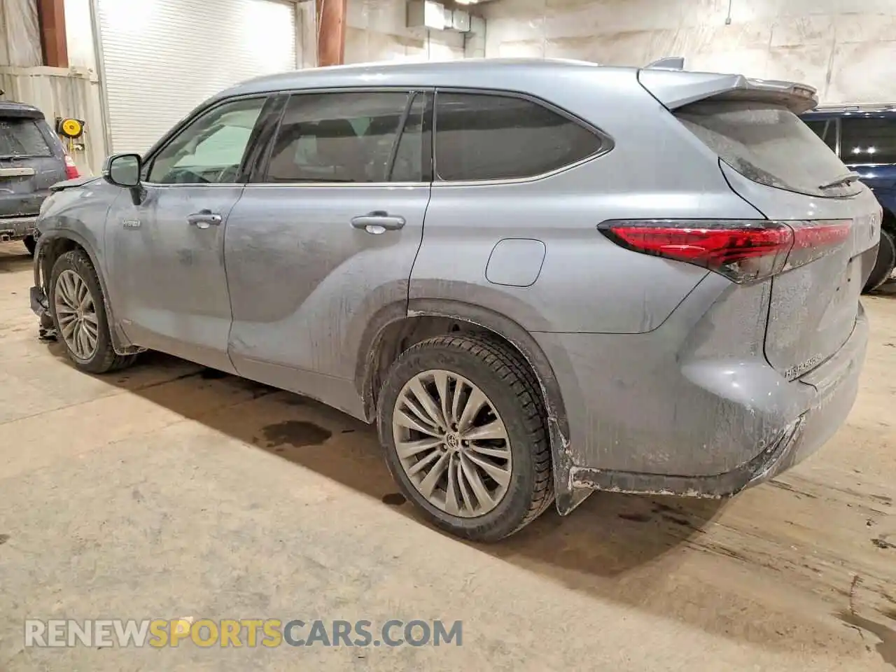 2 Photograph of a damaged car 5TDEBRCH4MS024875 TOYOTA HIGHLANDER 2021