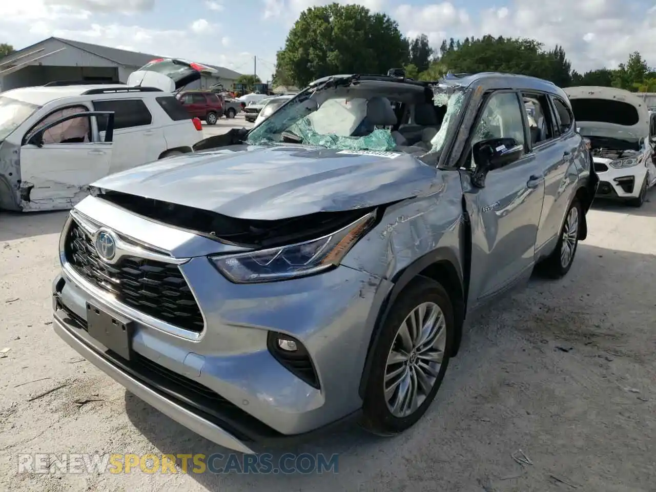 2 Photograph of a damaged car 5TDEBRCH6MS022318 TOYOTA HIGHLANDER 2021