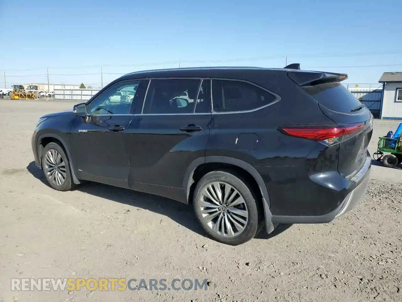 2 Photograph of a damaged car 5TDEBRCH8MS021333 TOYOTA HIGHLANDER 2021