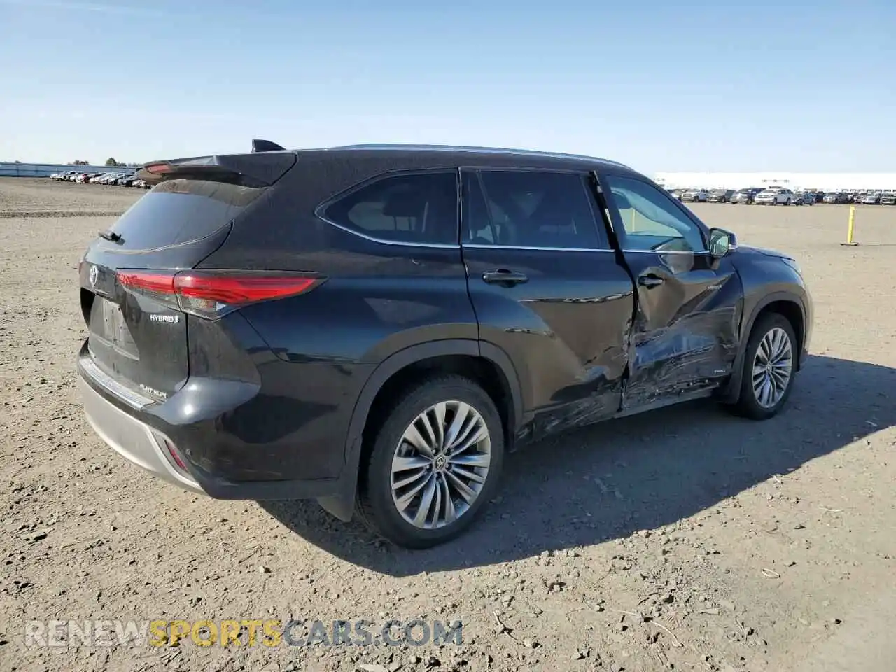3 Photograph of a damaged car 5TDEBRCH8MS021333 TOYOTA HIGHLANDER 2021