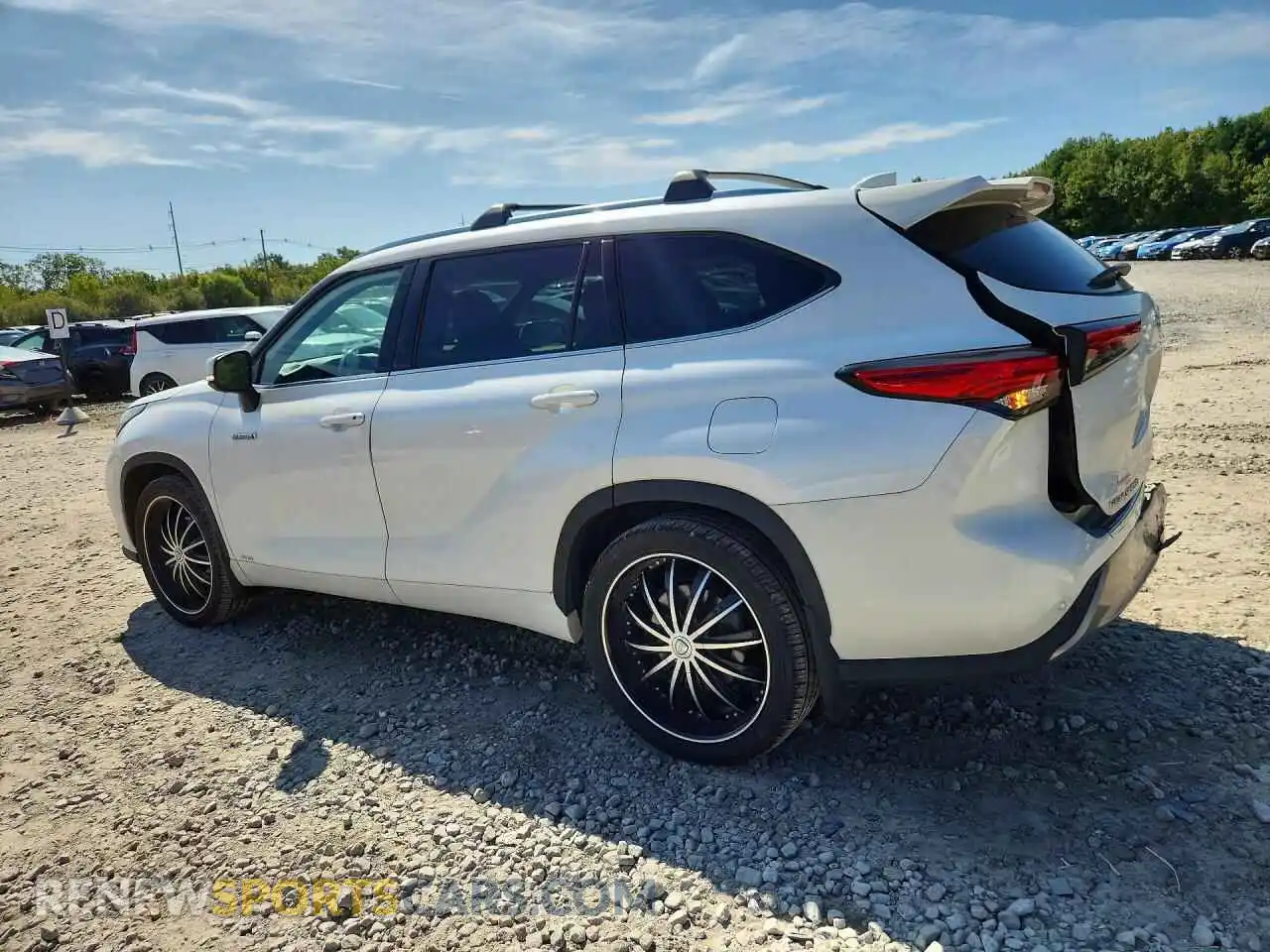 2 fotografías del automóvil dañado 5TDEBRCH9MS048573 TOYOTA HIGHLANDER 2021