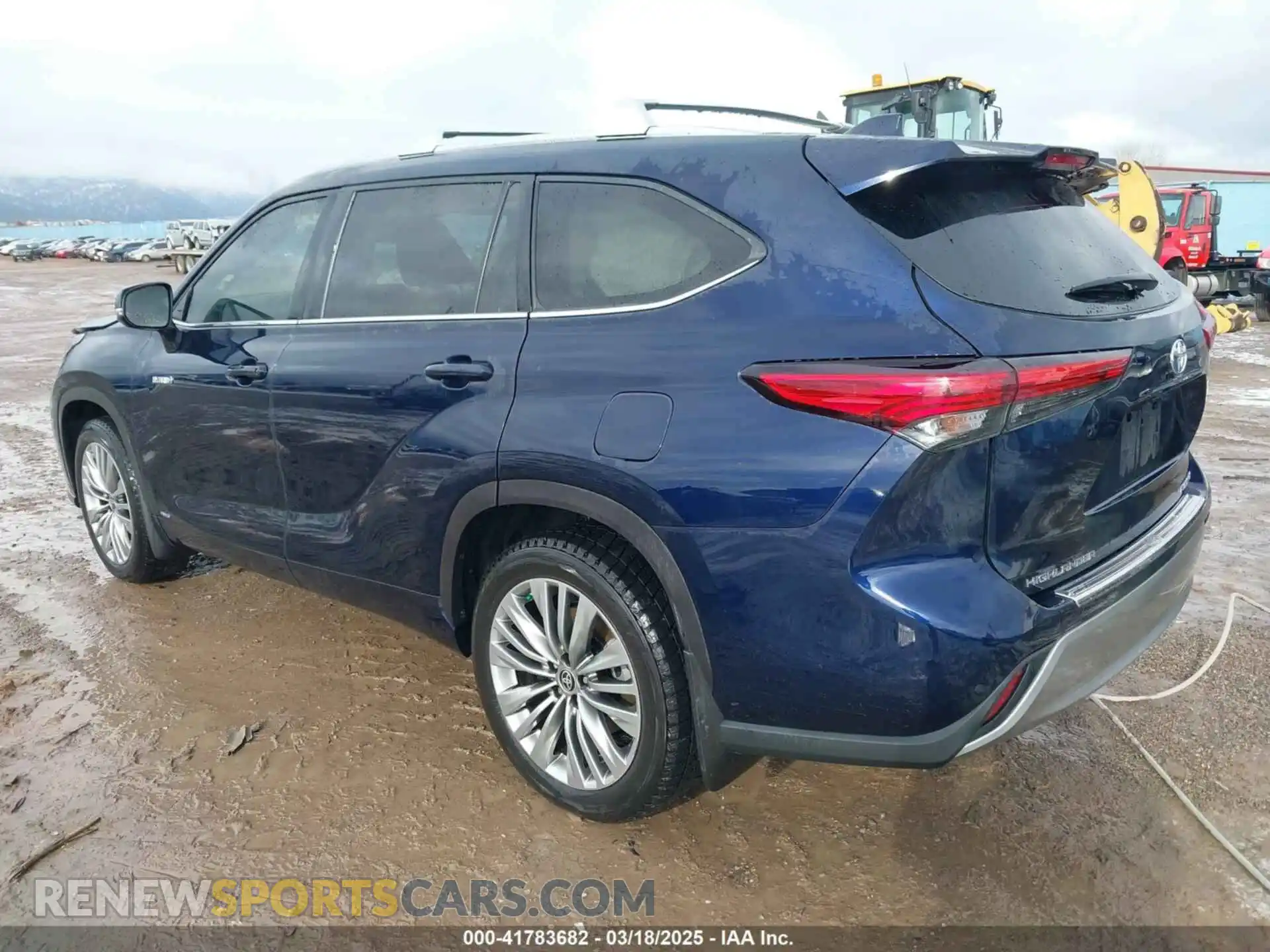 3 Photograph of a damaged car 5TDEBRCHXMS024265 TOYOTA HIGHLANDER 2021