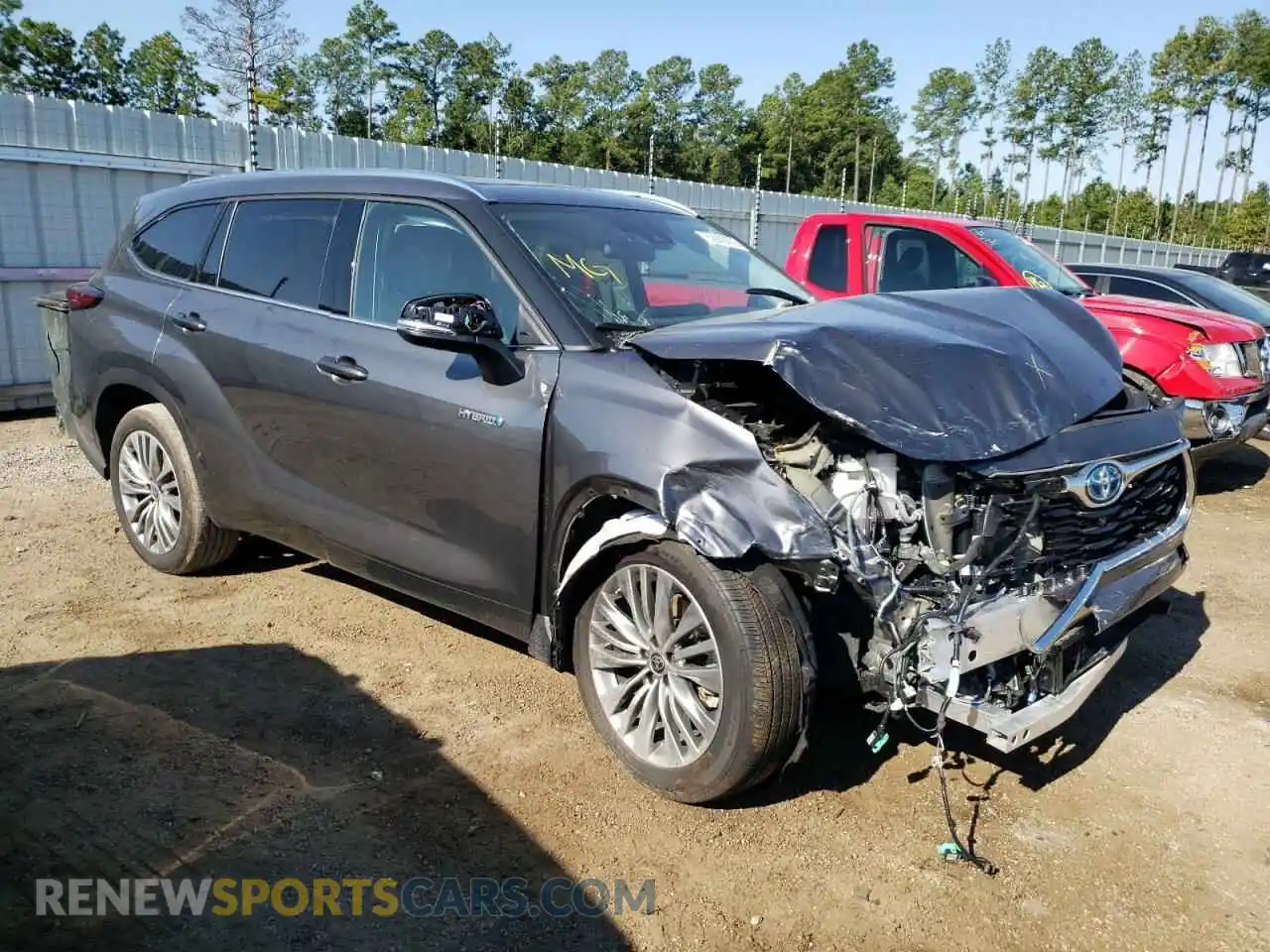 1 Photograph of a damaged car 5TDFARAH1MS012211 TOYOTA HIGHLANDER 2021