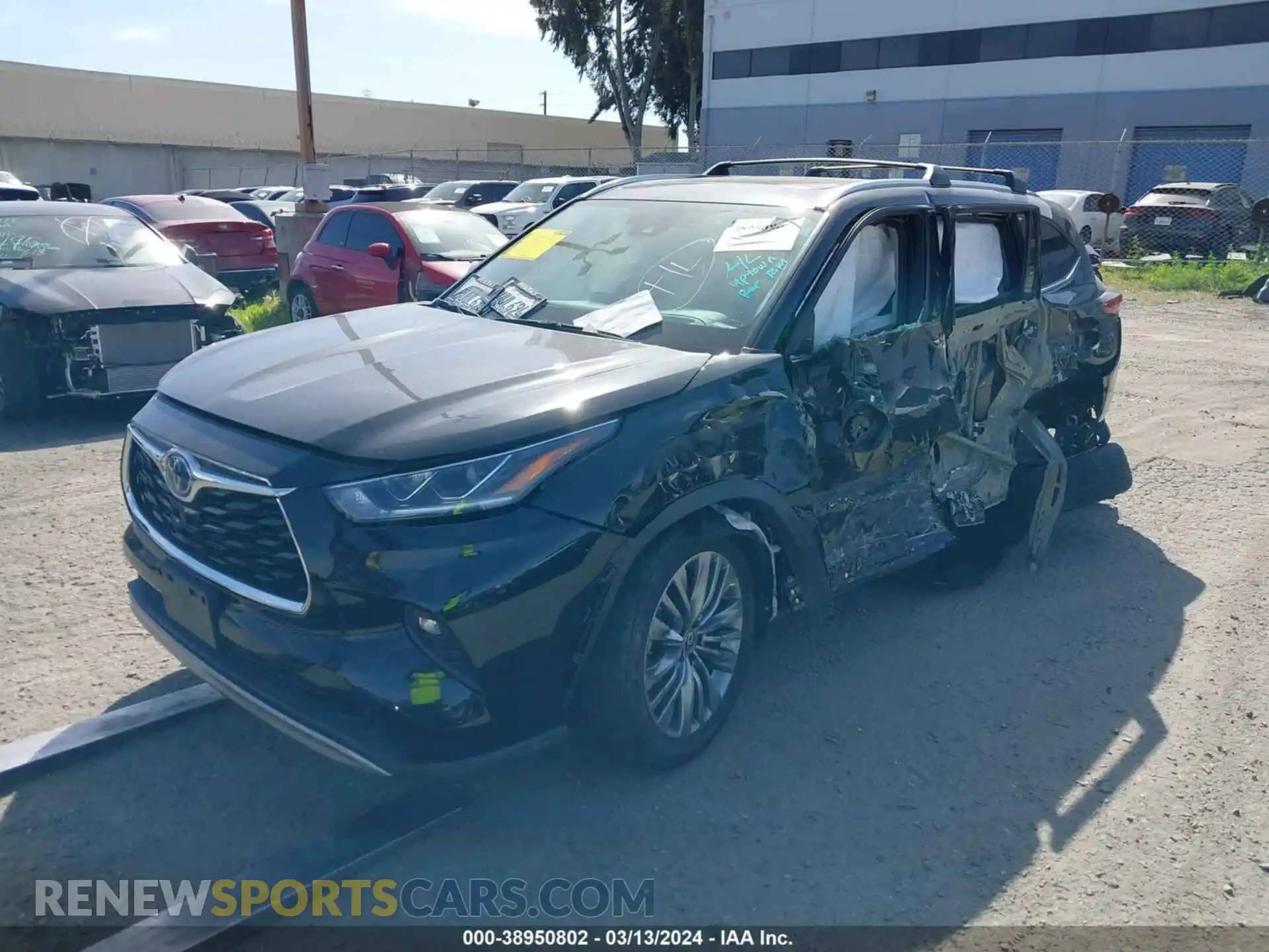 2 Photograph of a damaged car 5TDFARAH8MS007023 TOYOTA HIGHLANDER 2021