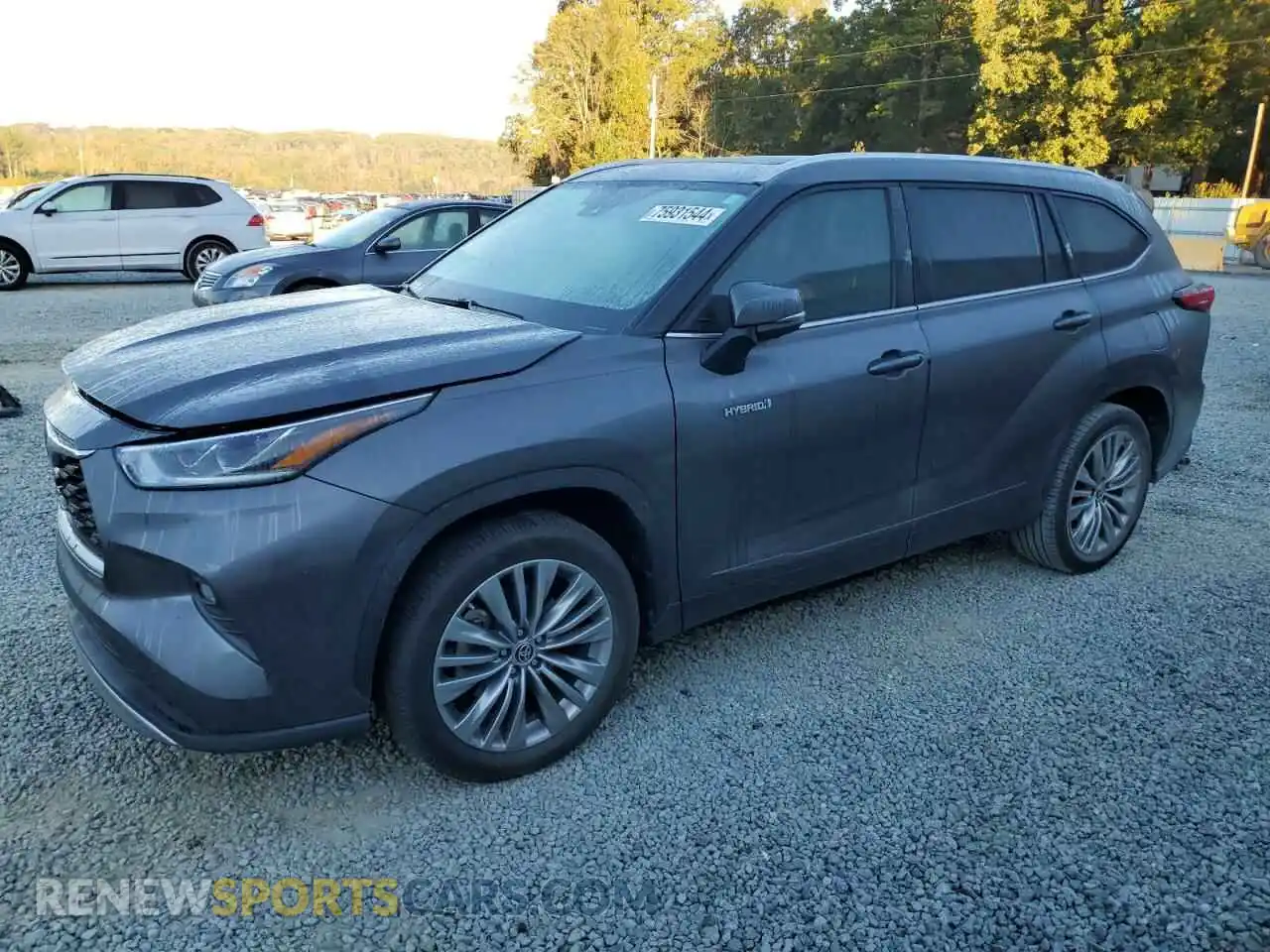 1 Photograph of a damaged car 5TDFARAH8MS008026 TOYOTA HIGHLANDER 2021