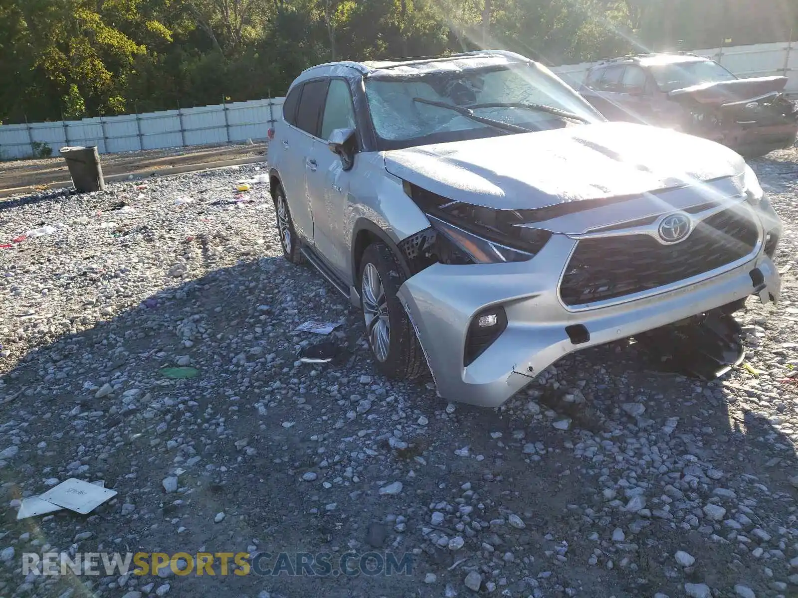 1 Photograph of a damaged car 5TDFARAHXMS005502 TOYOTA HIGHLANDER 2021