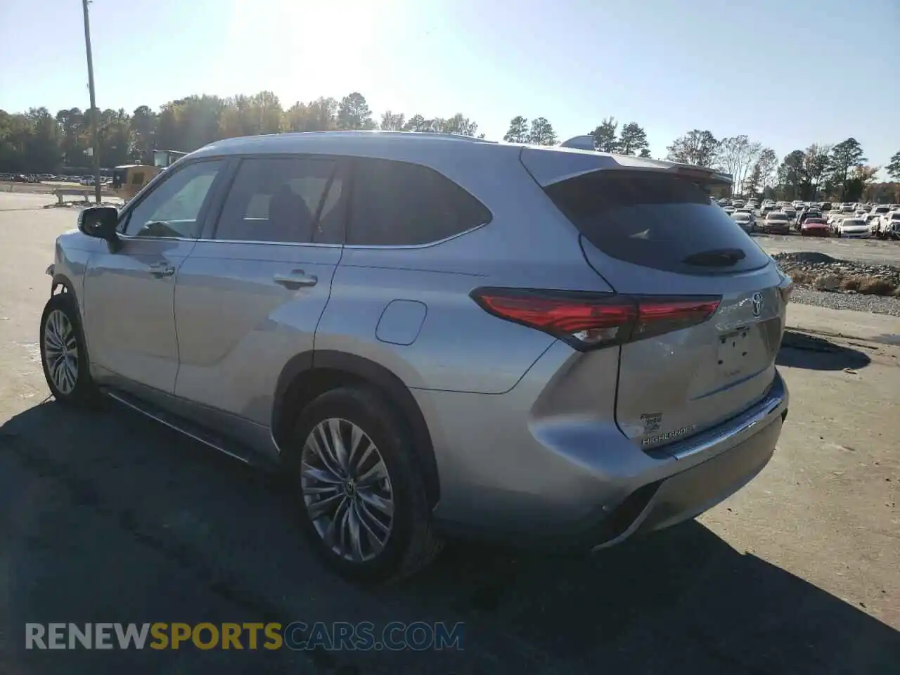 3 Photograph of a damaged car 5TDFZRAH2MS044593 TOYOTA HIGHLANDER 2021