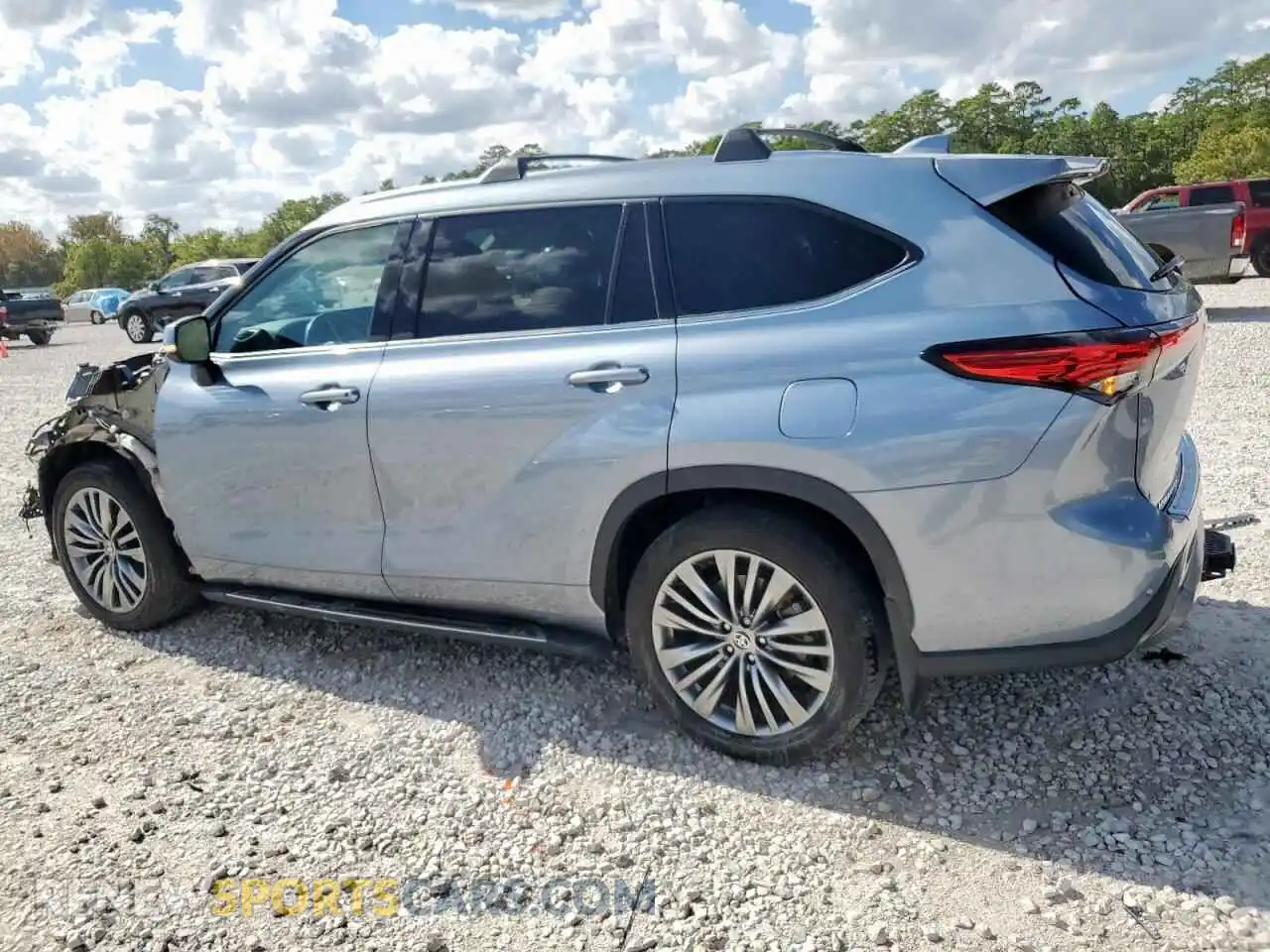 2 Photograph of a damaged car 5TDFZRAH3MS057272 TOYOTA HIGHLANDER 2021