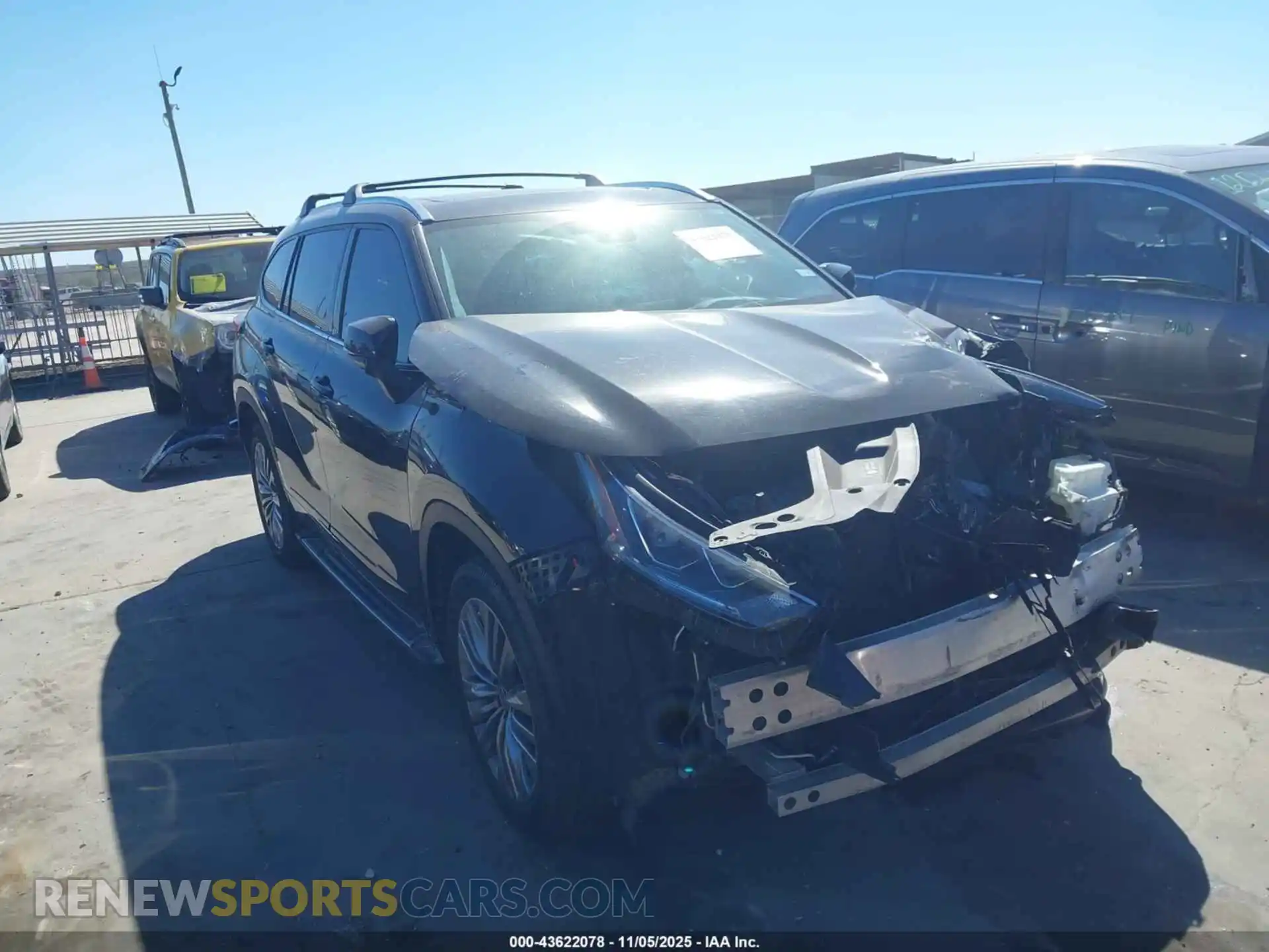 1 Photograph of a damaged car 5TDFZRAH6MS055984 TOYOTA HIGHLANDER 2021