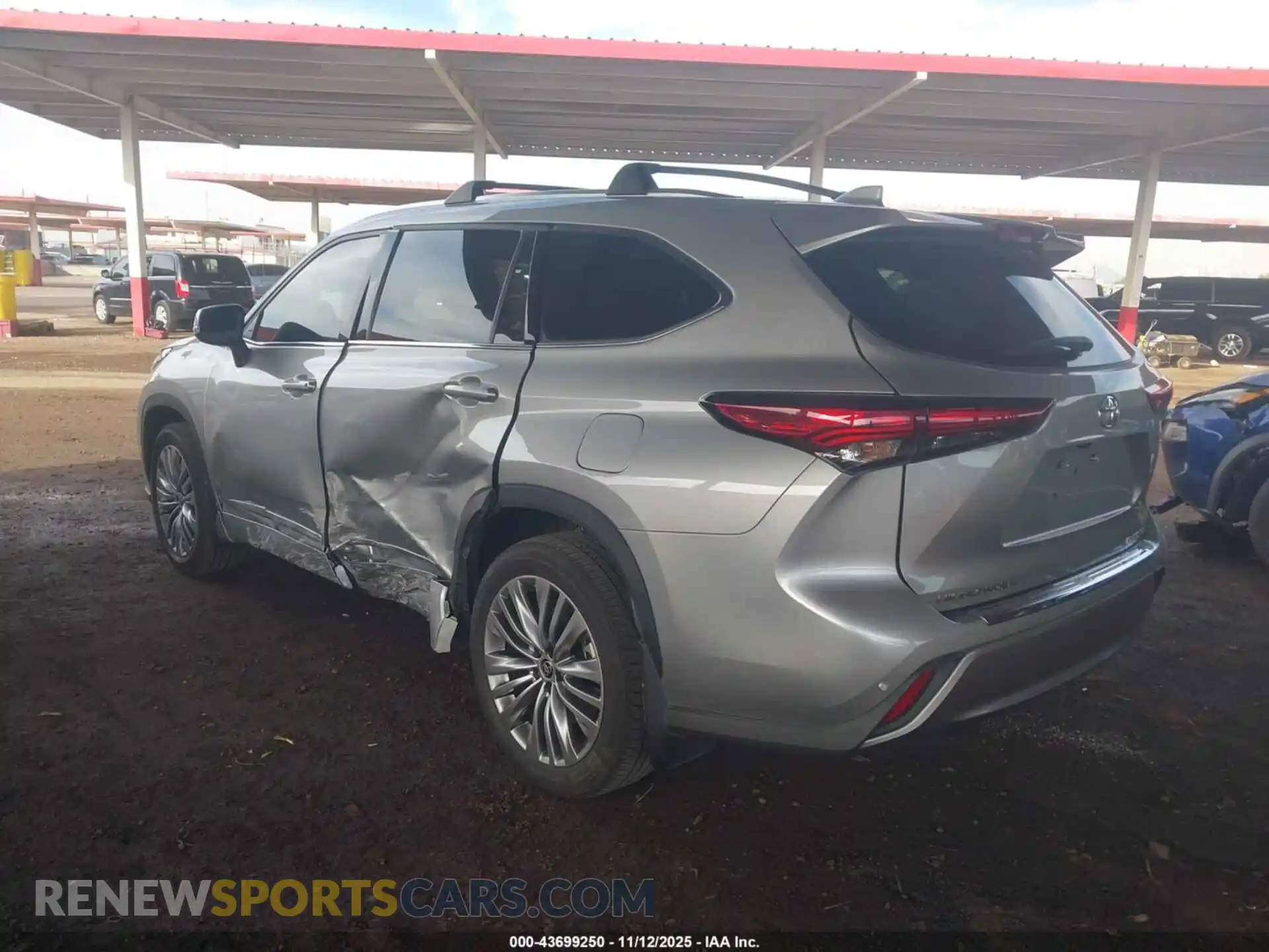 3 Photograph of a damaged car 5TDFZRAH9MS079311 TOYOTA HIGHLANDER 2021