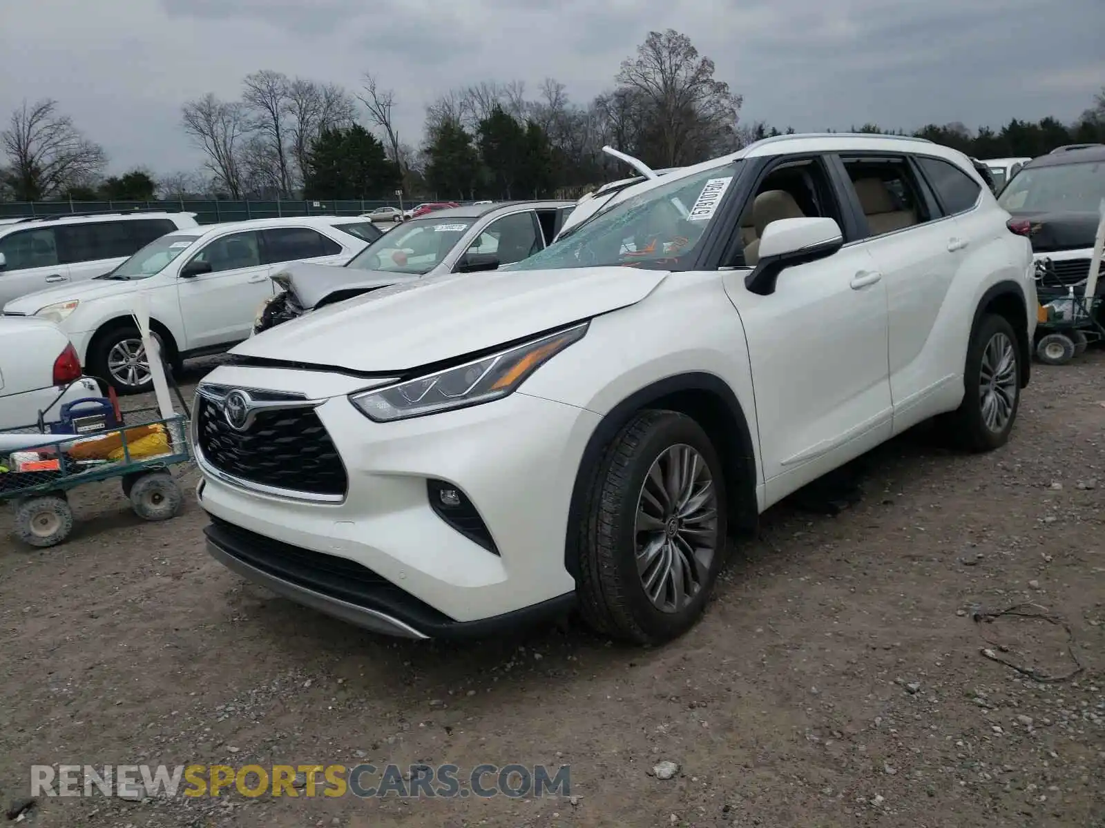 2 Photograph of a damaged car 5TDFZRBH0MS064372 TOYOTA HIGHLANDER 2021
