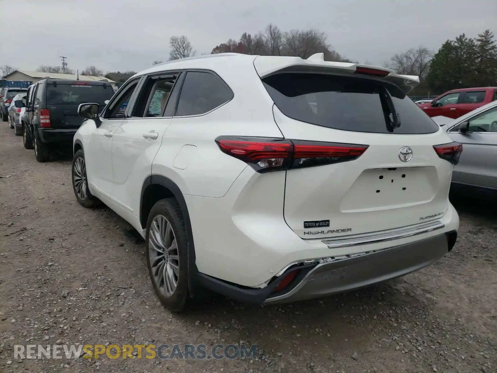 3 Photograph of a damaged car 5TDFZRBH0MS064372 TOYOTA HIGHLANDER 2021