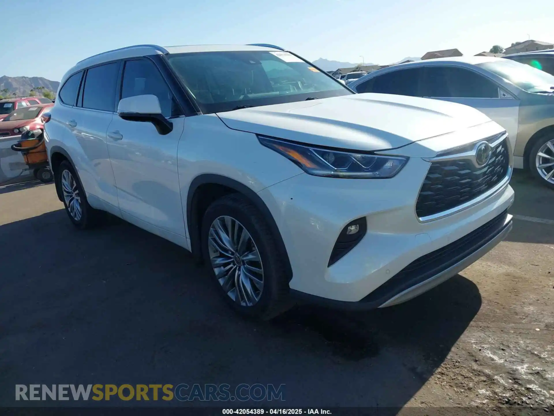 1 Photograph of a damaged car 5TDFZRBH2MS065314 TOYOTA HIGHLANDER 2021
