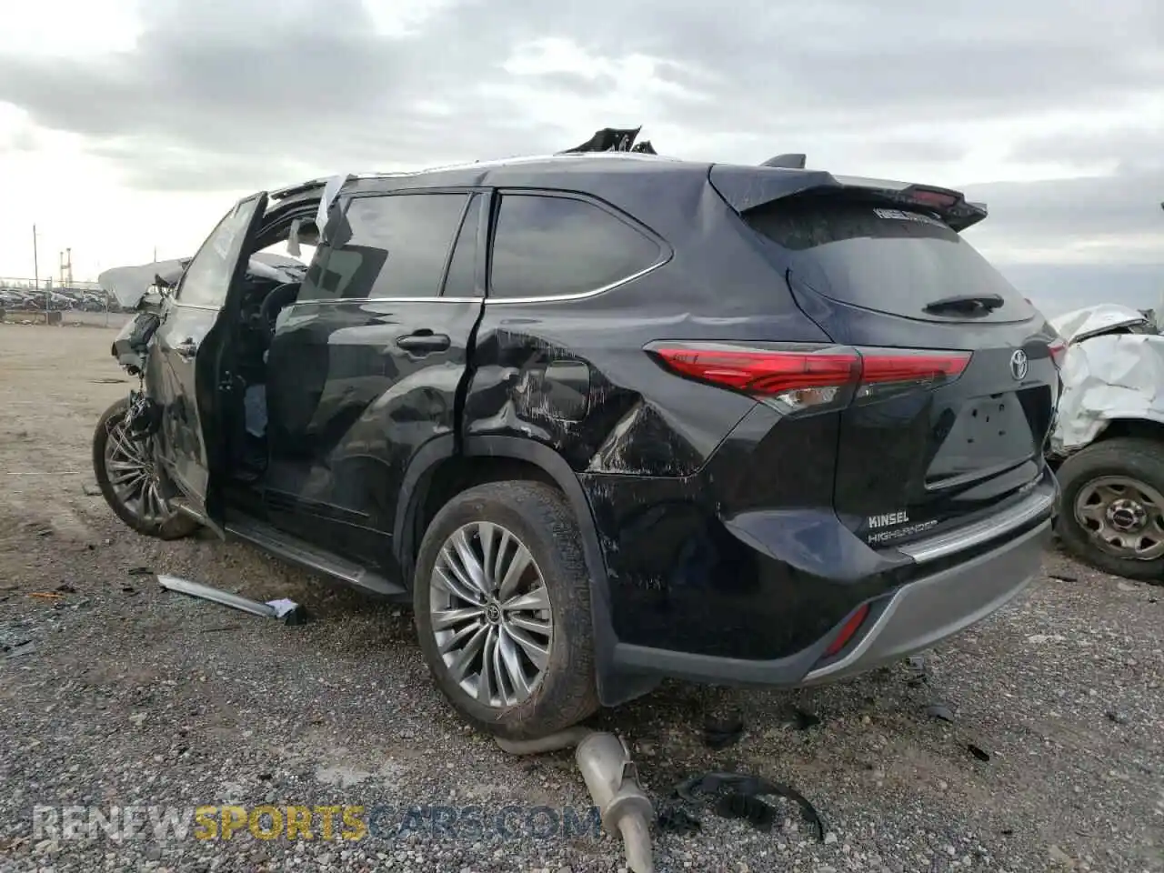 3 Photograph of a damaged car 5TDFZRBH3MS095339 TOYOTA HIGHLANDER 2021
