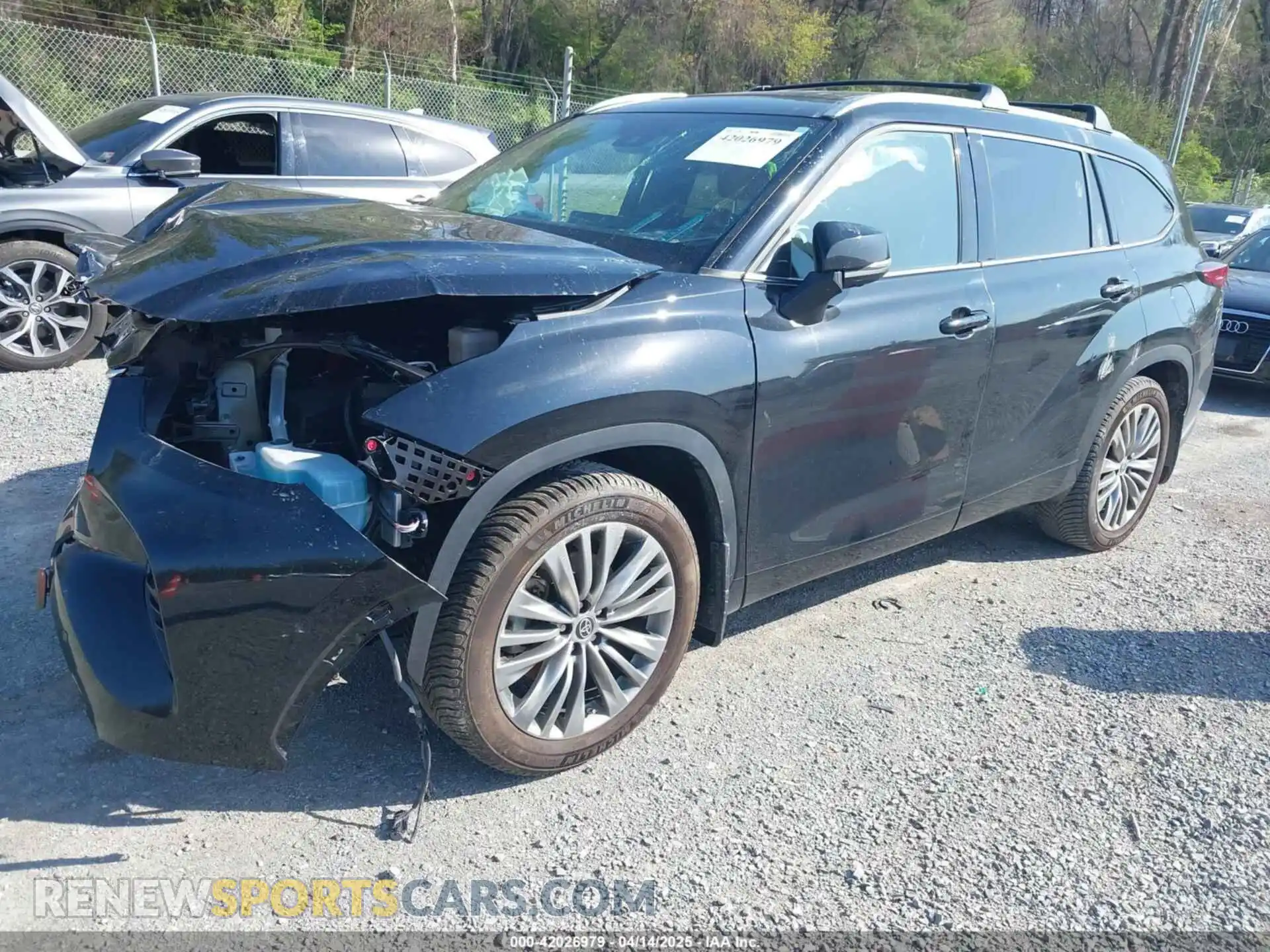 2 Photograph of a damaged car 5TDFZRBH3MS133216 TOYOTA HIGHLANDER 2021