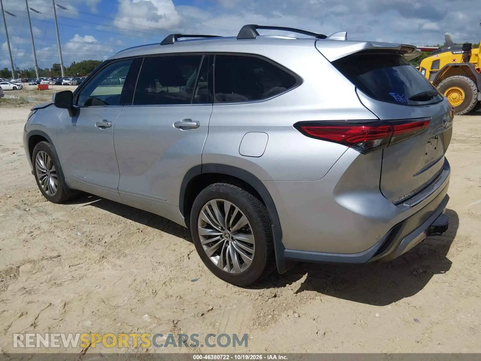 3 Photograph of a damaged car 5TDFZRBH3MS142577 TOYOTA HIGHLANDER 2021