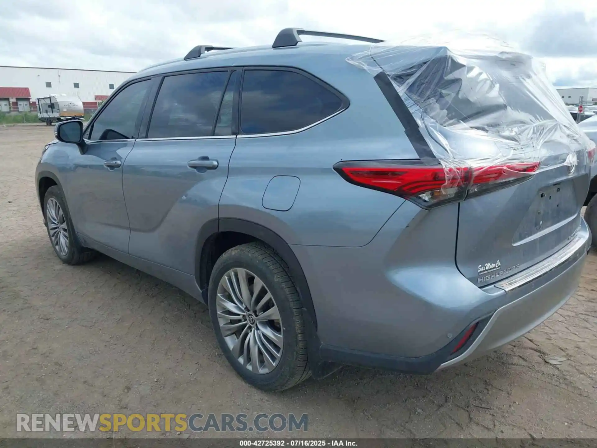 3 Photograph of a damaged car 5TDFZRBH5MS070944 TOYOTA HIGHLANDER 2021