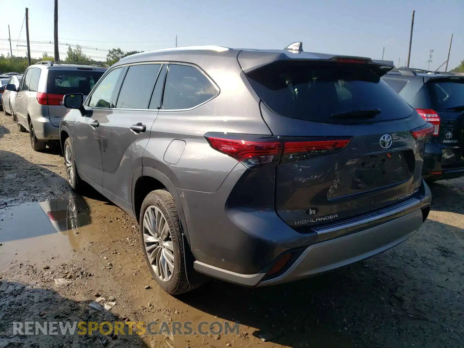3 Photograph of a damaged car 5TDFZRBH6MS095027 TOYOTA HIGHLANDER 2021