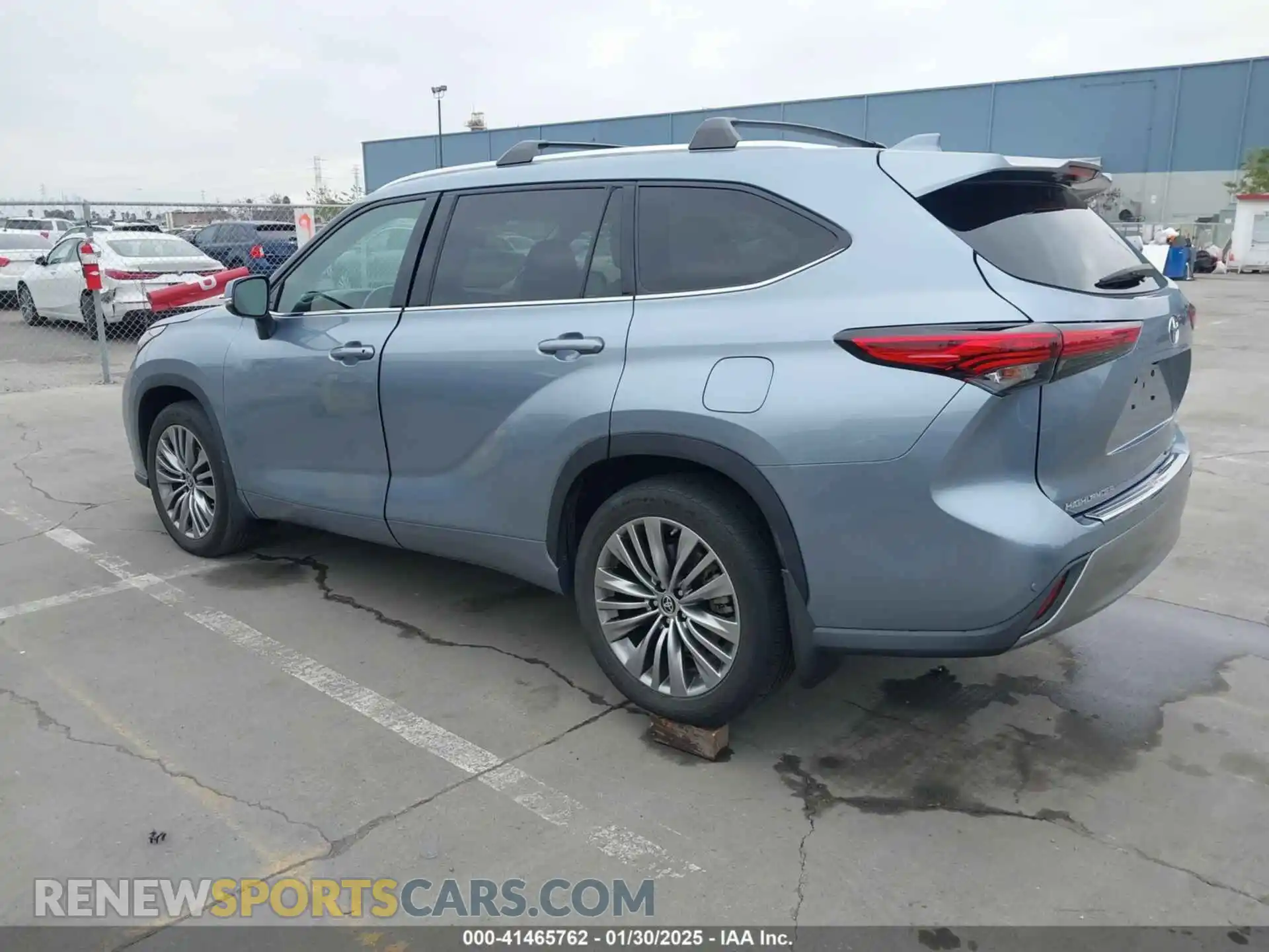 3 Photograph of a damaged car 5TDFZRBH6MS146218 TOYOTA HIGHLANDER 2021