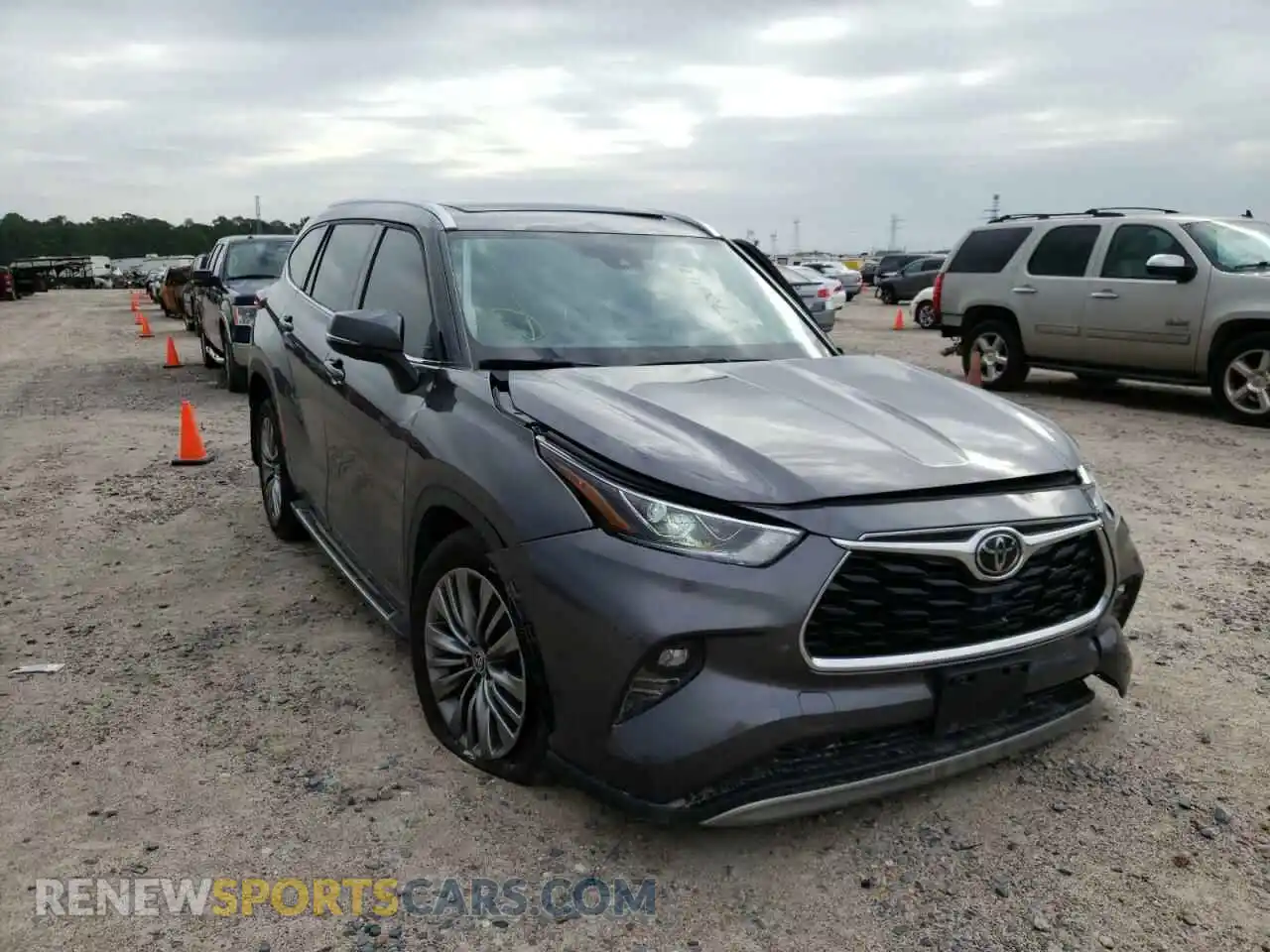 1 Photograph of a damaged car 5TDFZRBH7MS101384 TOYOTA HIGHLANDER 2021