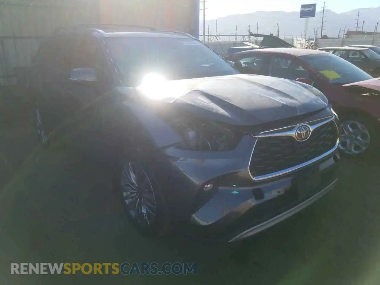 1 Photograph of a damaged car 5TDFZRBH8MS079993 TOYOTA HIGHLANDER 2021