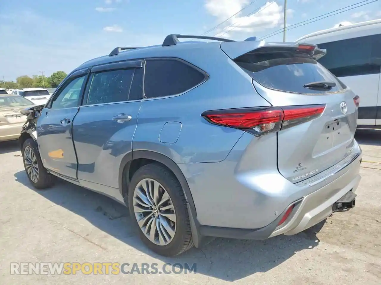 2 Photograph of a damaged car 5TDFZRBH8MS123393 TOYOTA HIGHLANDER 2021