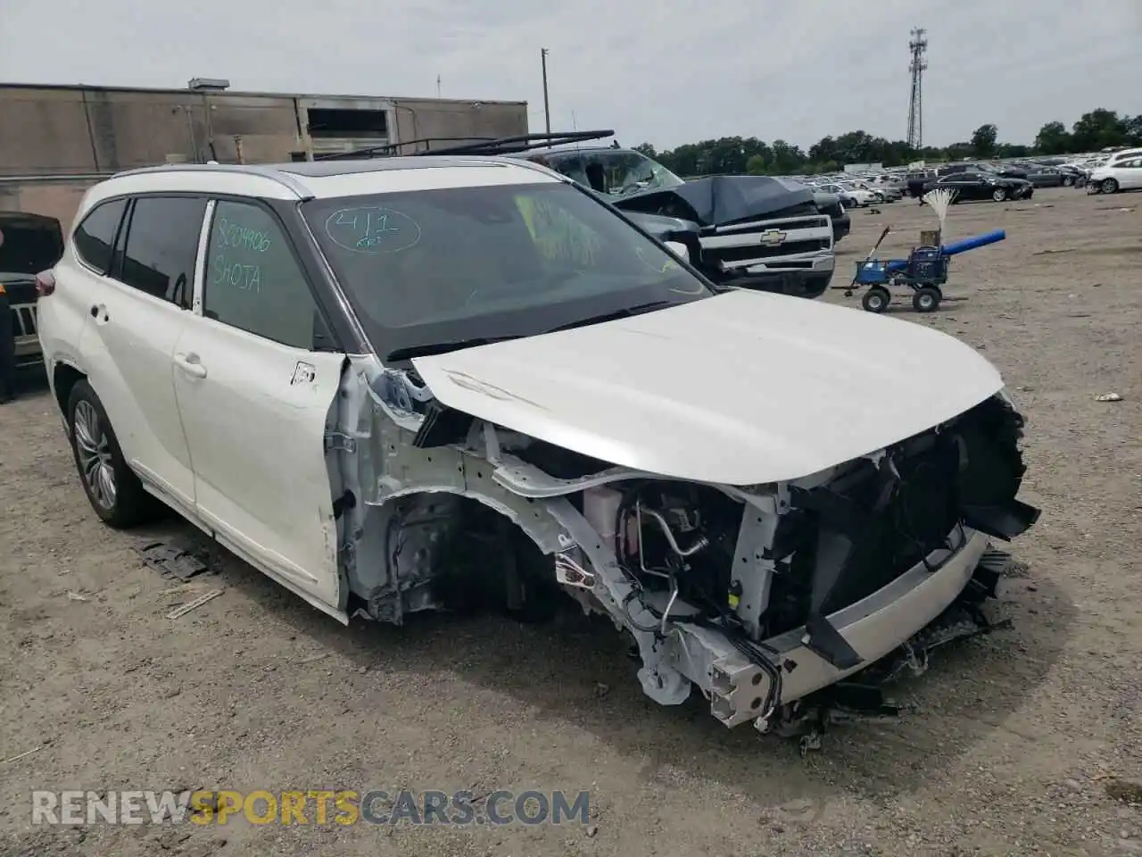 1 Photograph of a damaged car 5TDFZRBH9MS087357 TOYOTA HIGHLANDER 2021