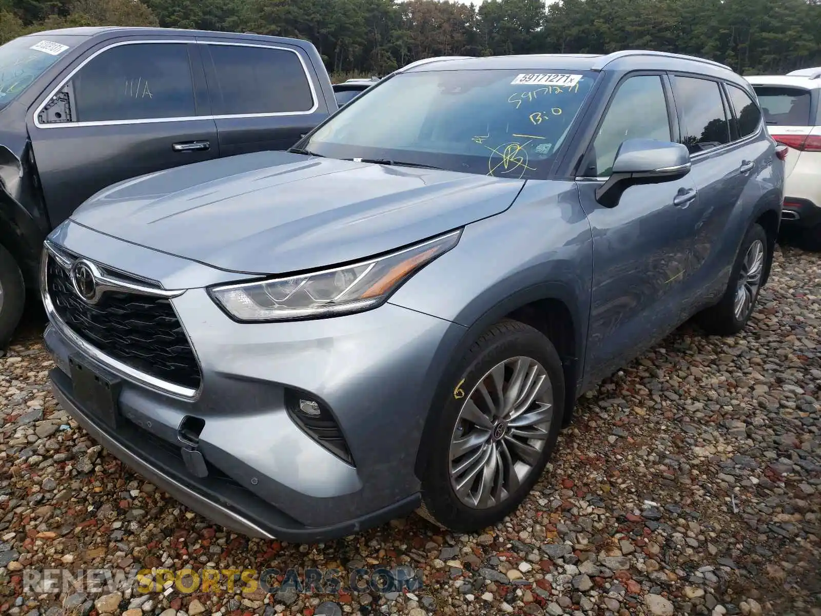 2 fotografías del automóvil dañado 5TDFZRBHXMS075086 TOYOTA HIGHLANDER 2021