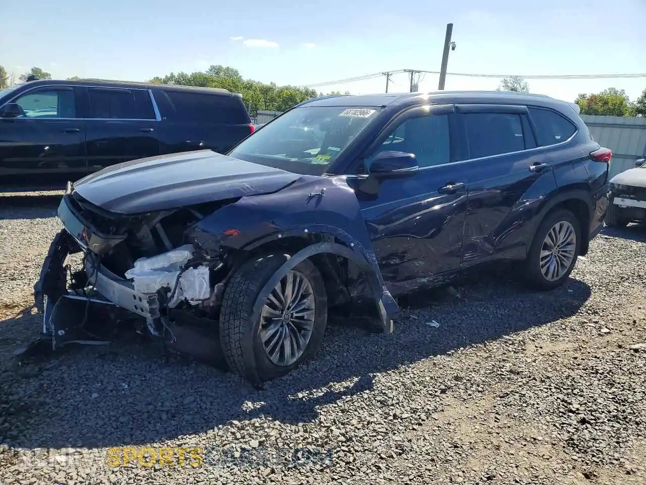 1 Photograph of a damaged car 5TDFZRBHXMS087514 TOYOTA HIGHLANDER 2021