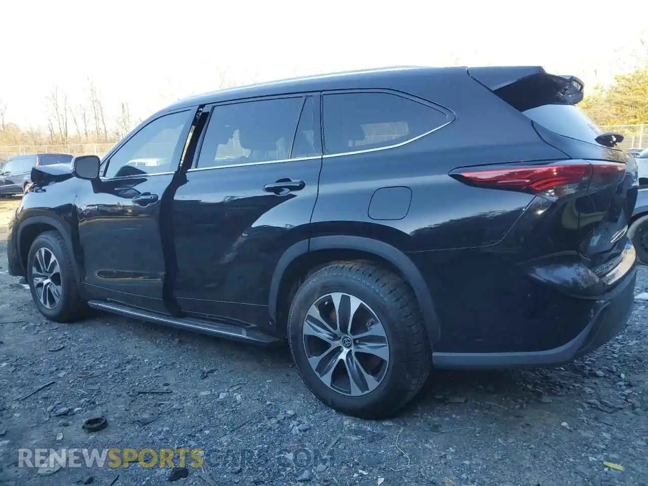 2 Photograph of a damaged car 5TDGARAH2MS506923 TOYOTA HIGHLANDER 2021