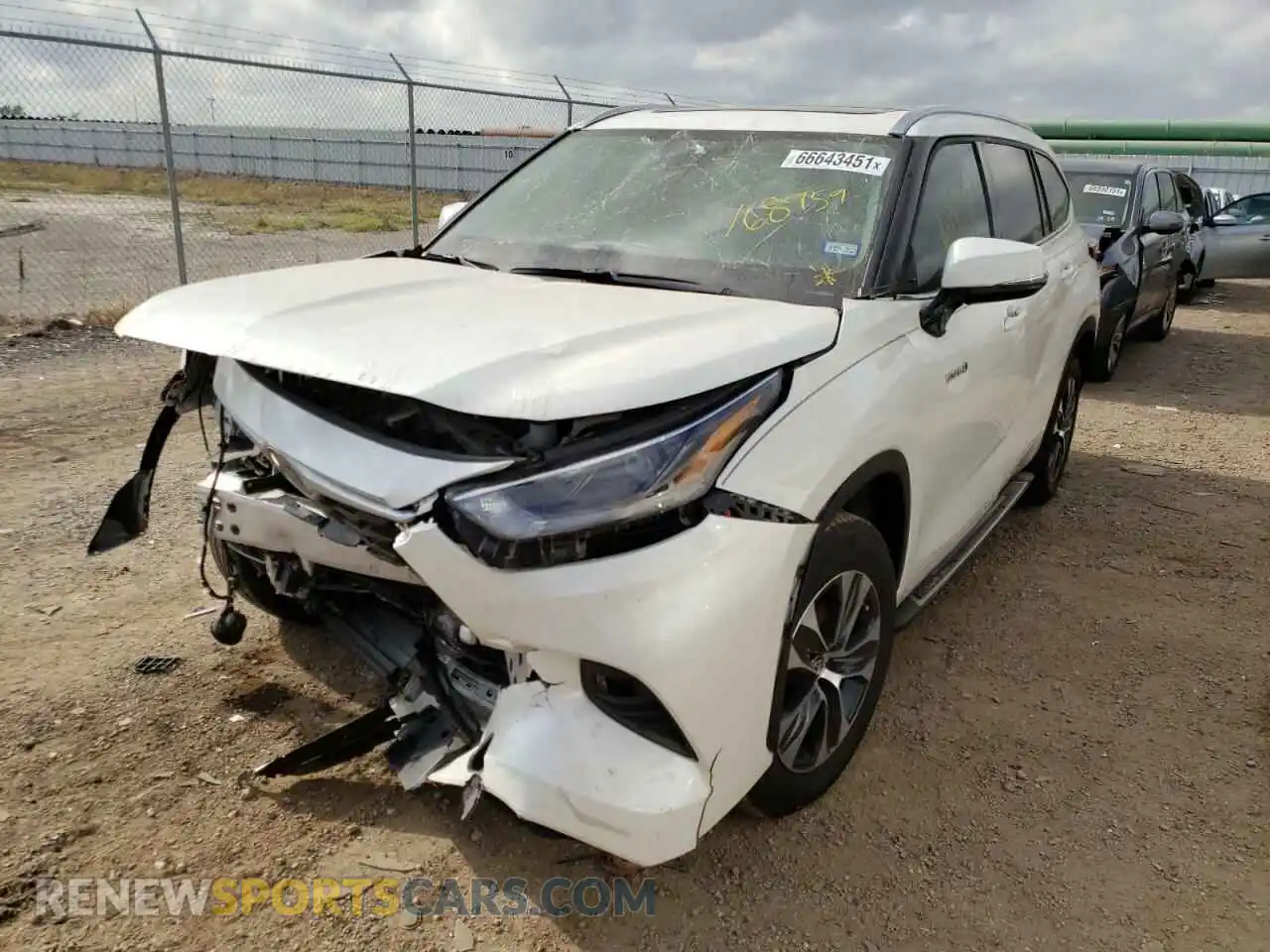 2 Photograph of a damaged car 5TDGARAH6MS504284 TOYOTA HIGHLANDER 2021