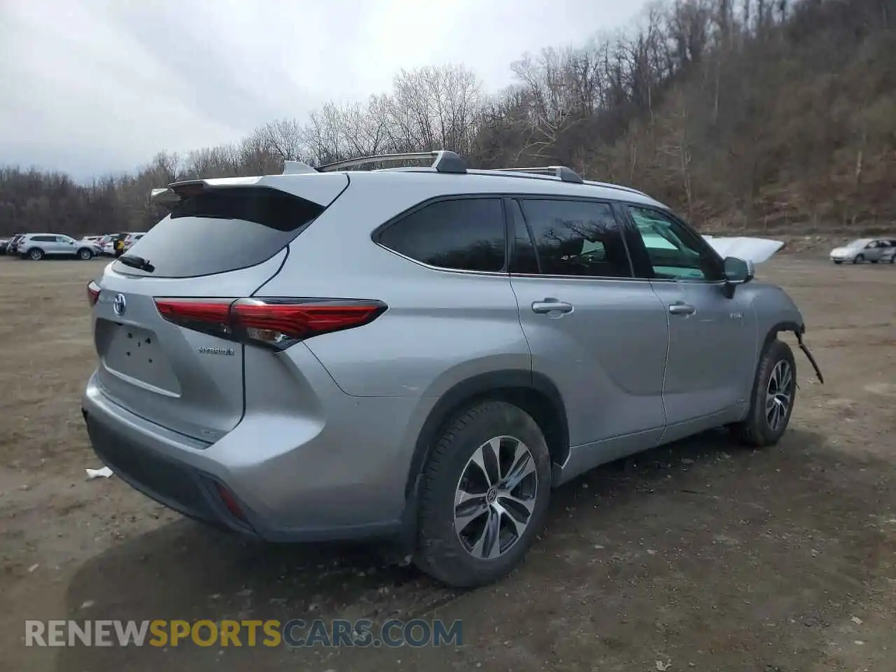 3 fotografías del automóvil dañado 5TDGBRCH2MS518435 TOYOTA HIGHLANDER 2021