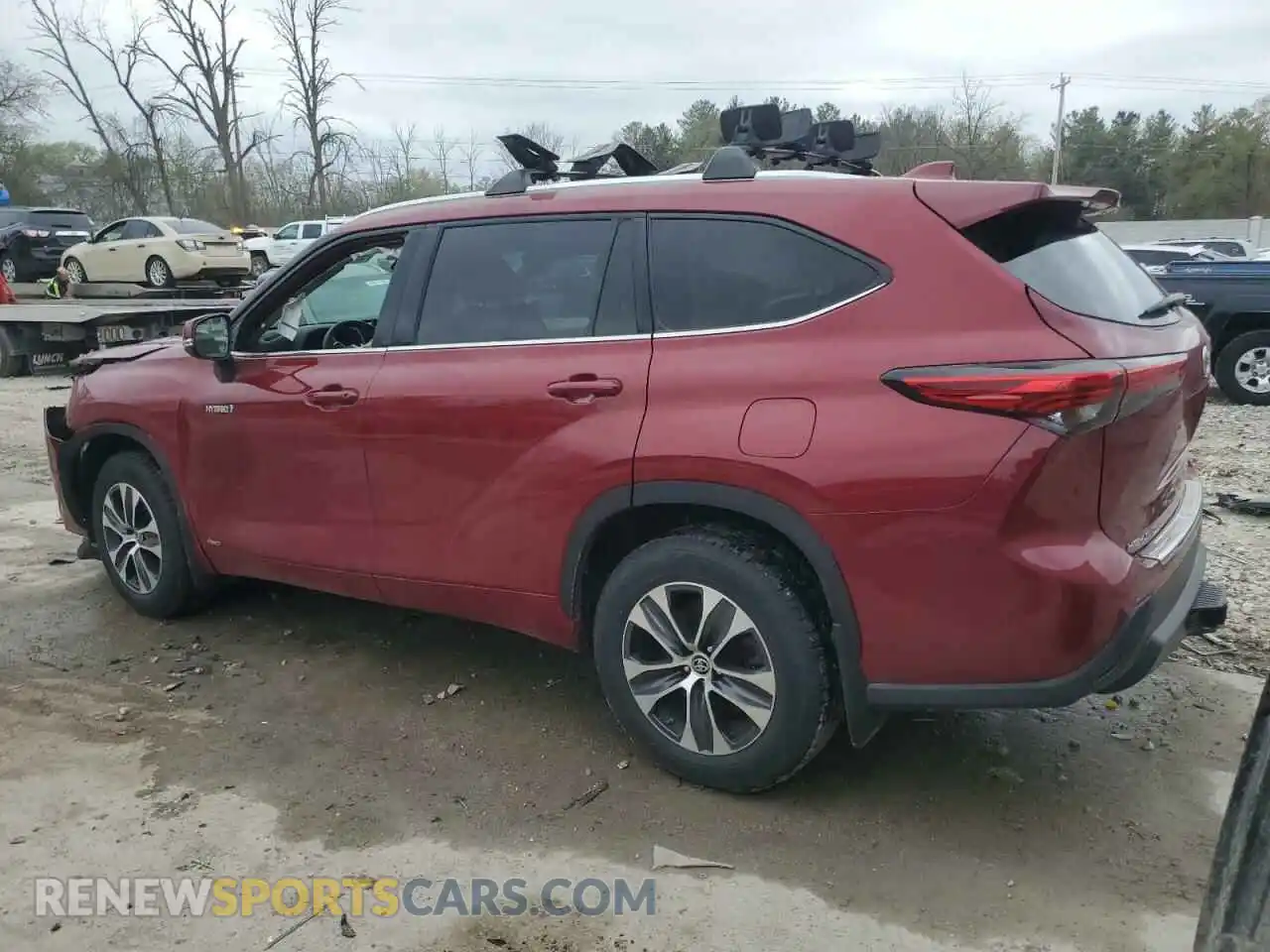 2 Photograph of a damaged car 5TDGBRCH5MS063662 TOYOTA HIGHLANDER 2021