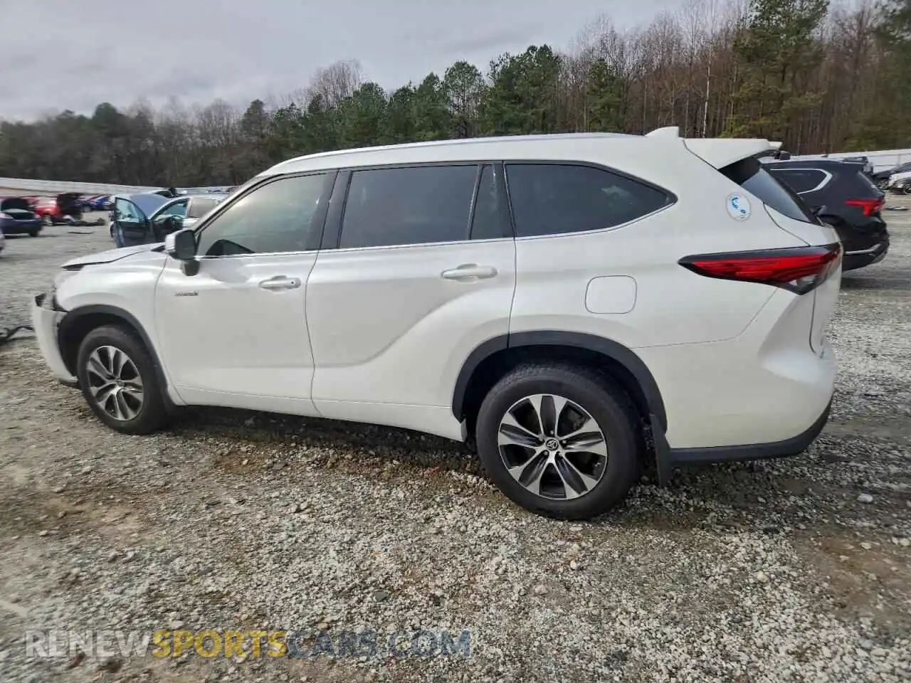2 Photograph of a damaged car 5TDGBRCH6MS050855 TOYOTA HIGHLANDER 2021
