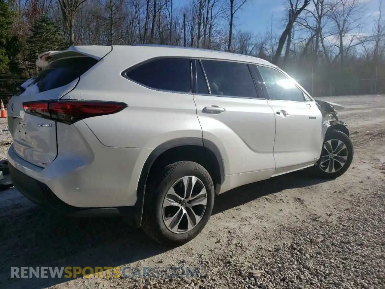3 Photograph of a damaged car 5TDGBRCH7MS531908 TOYOTA HIGHLANDER 2021