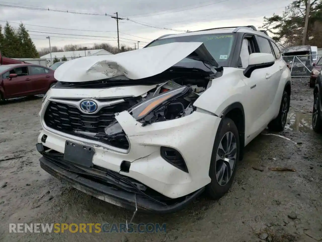 2 Photograph of a damaged car 5TDGBRCH9MS526905 TOYOTA HIGHLANDER 2021