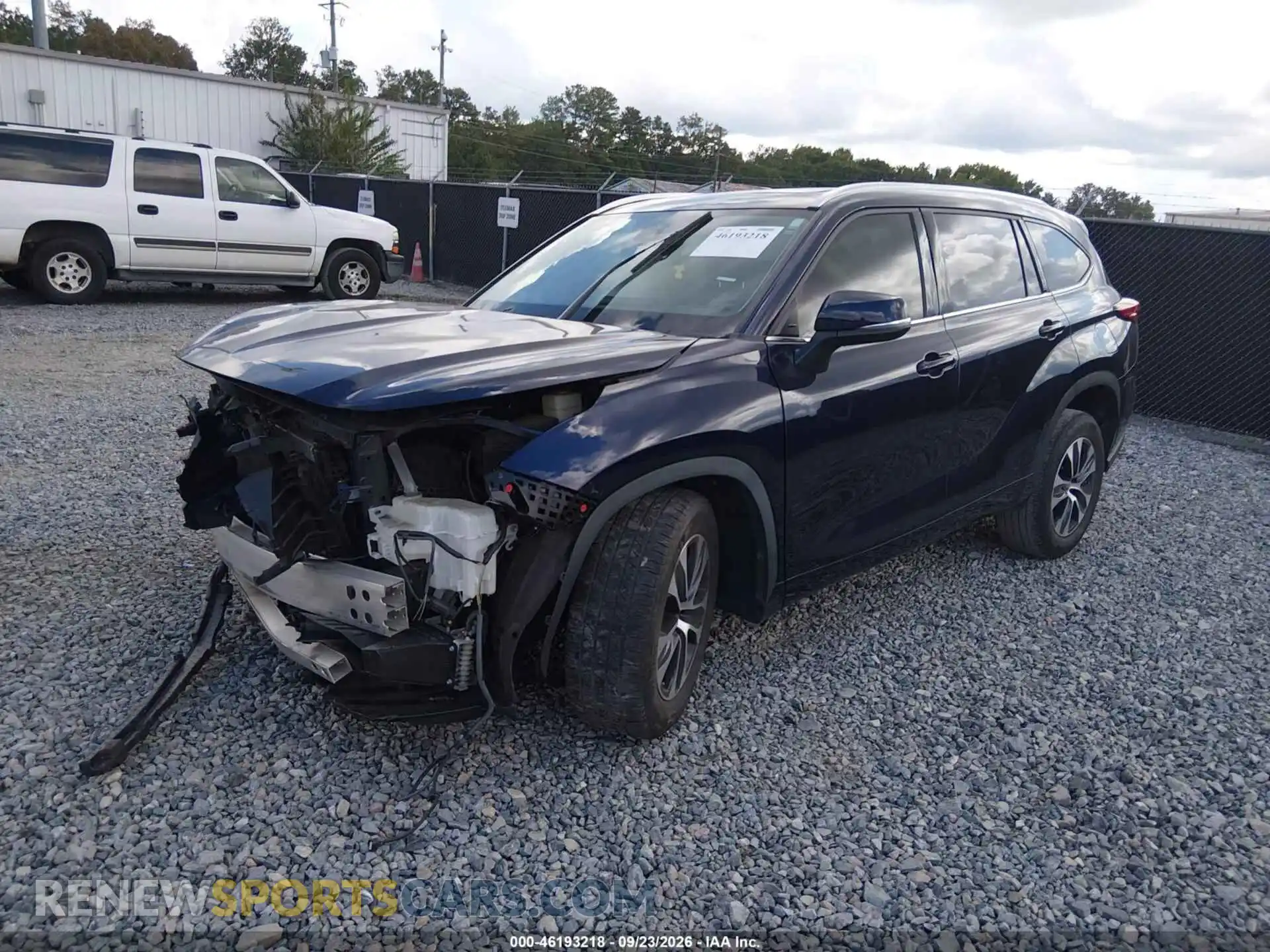 2 fotografías del automóvil dañado 5TDGZRAH0MS051059 TOYOTA HIGHLANDER 2021