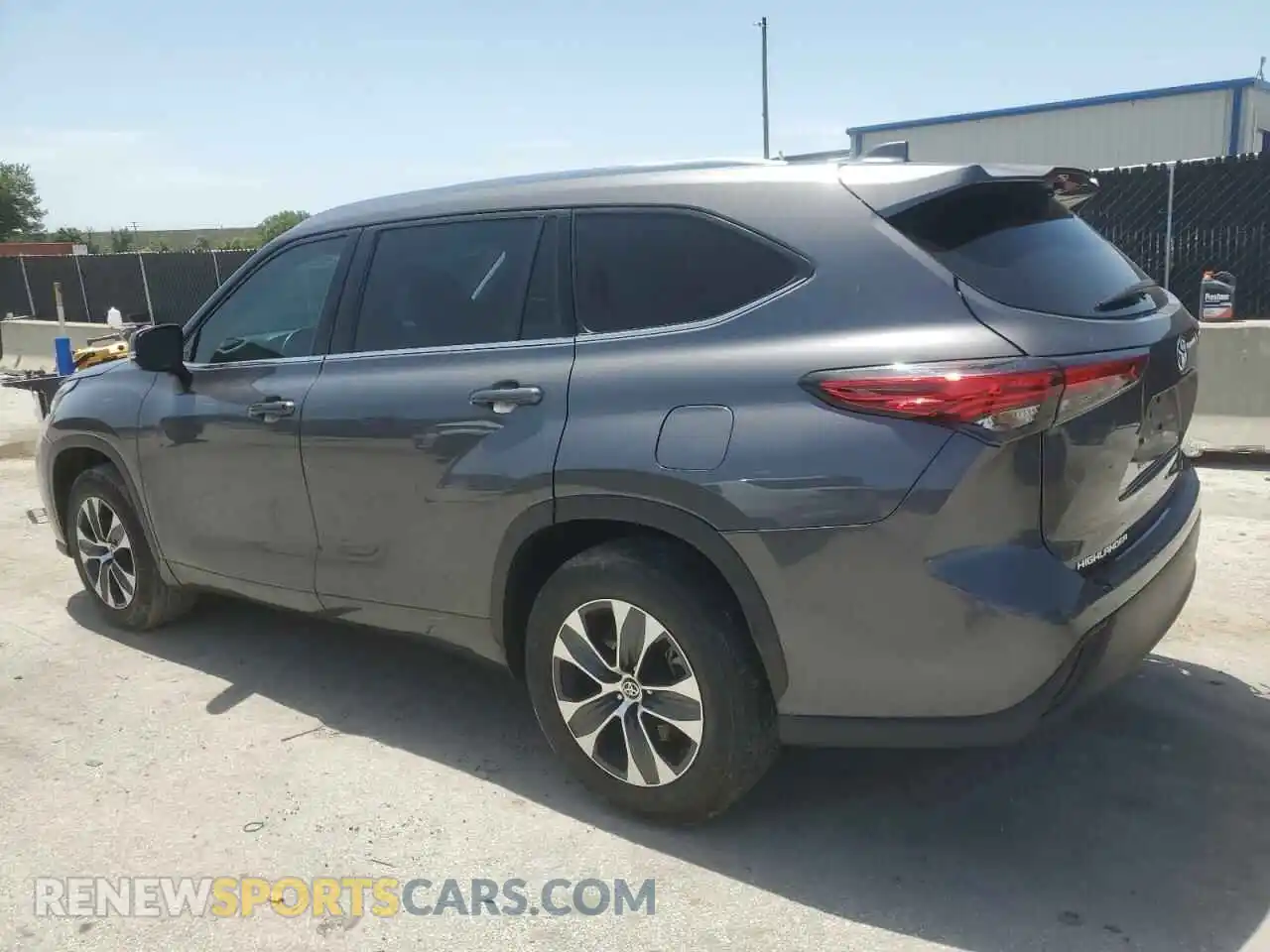2 Photograph of a damaged car 5TDGZRAH0MS527164 TOYOTA HIGHLANDER 2021