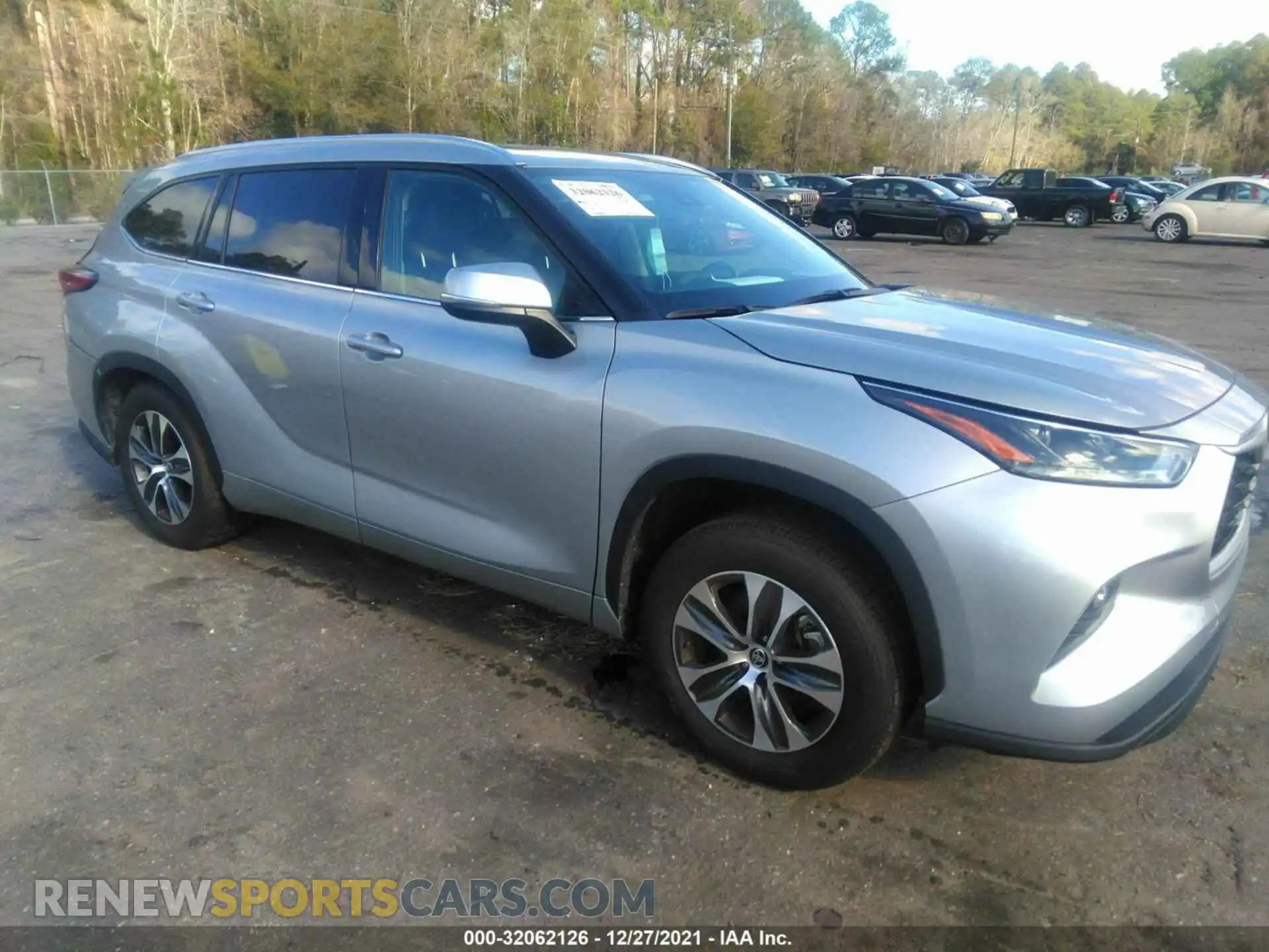 1 Photograph of a damaged car 5TDGZRAH1MS056979 TOYOTA HIGHLANDER 2021
