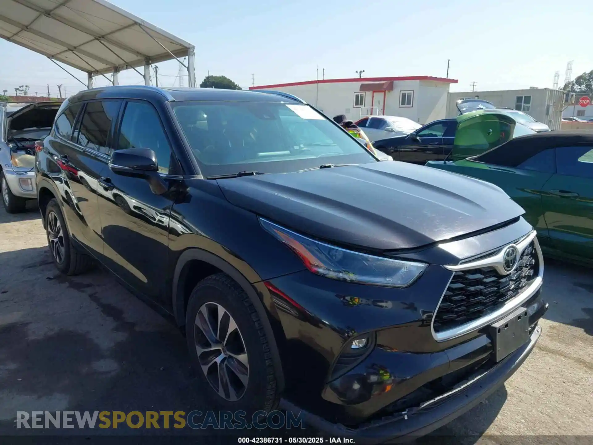 1 Photograph of a damaged car 5TDGZRAH2MS065304 TOYOTA HIGHLANDER 2021
