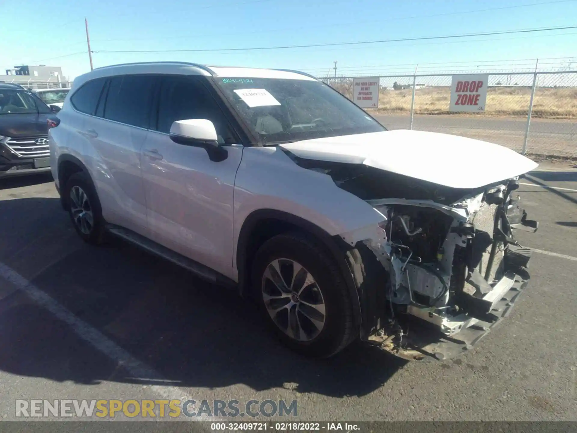 1 Photograph of a damaged car 5TDGZRAH2MS071152 TOYOTA HIGHLANDER 2021