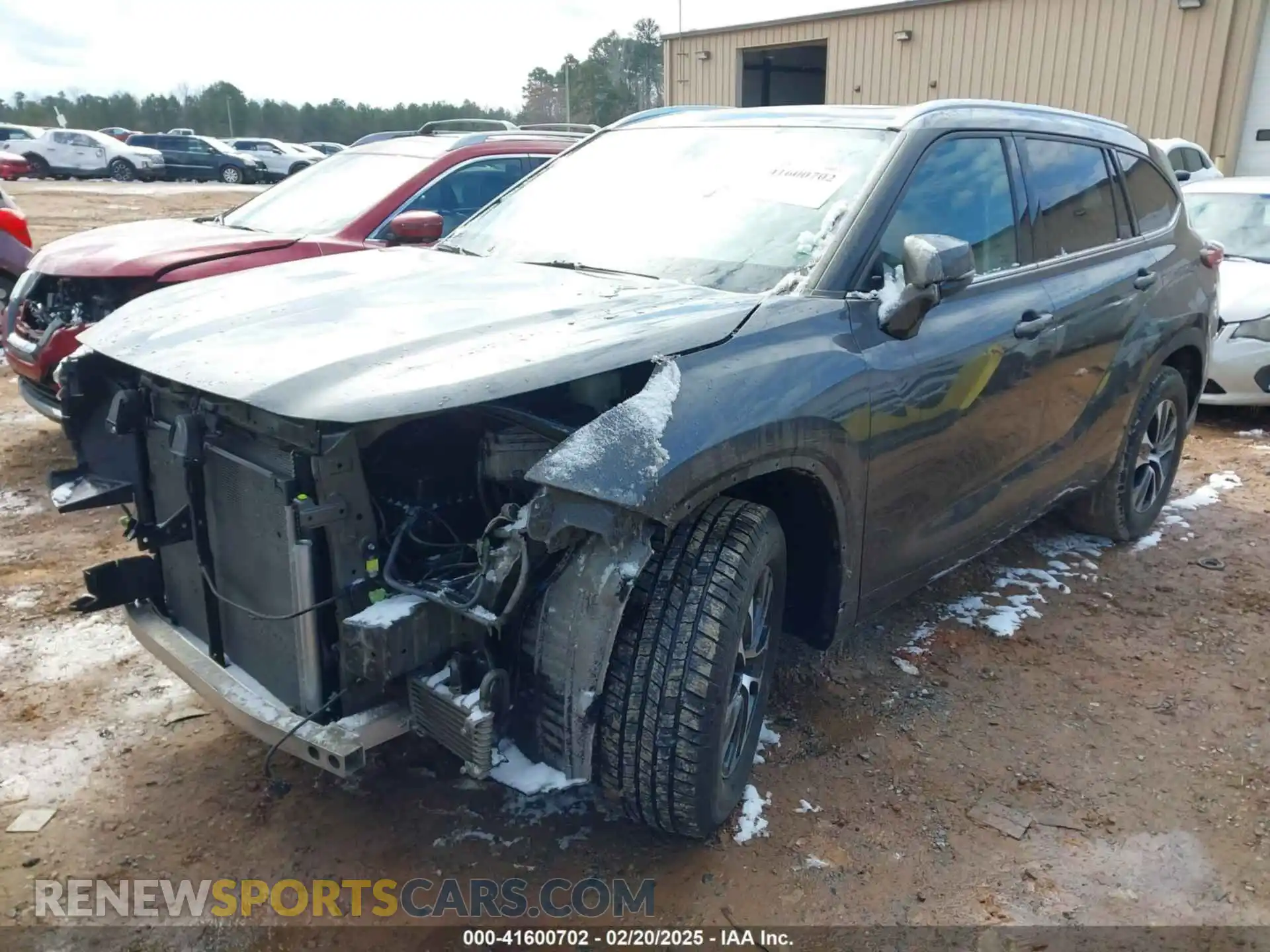 2 Photograph of a damaged car 5TDGZRAH3MS537395 TOYOTA HIGHLANDER 2021