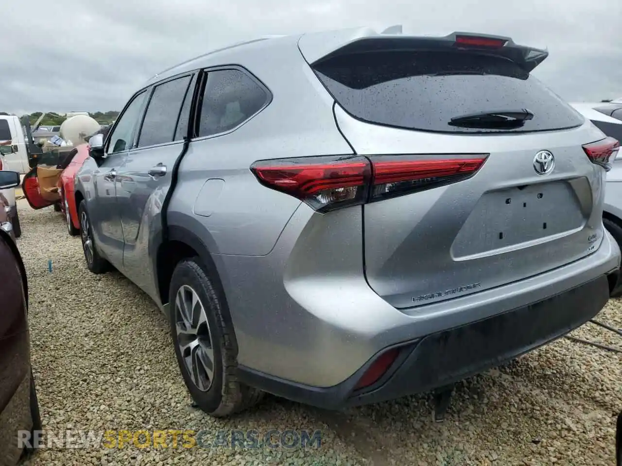 2 Photograph of a damaged car 5TDGZRAH4MS036550 TOYOTA HIGHLANDER 2021